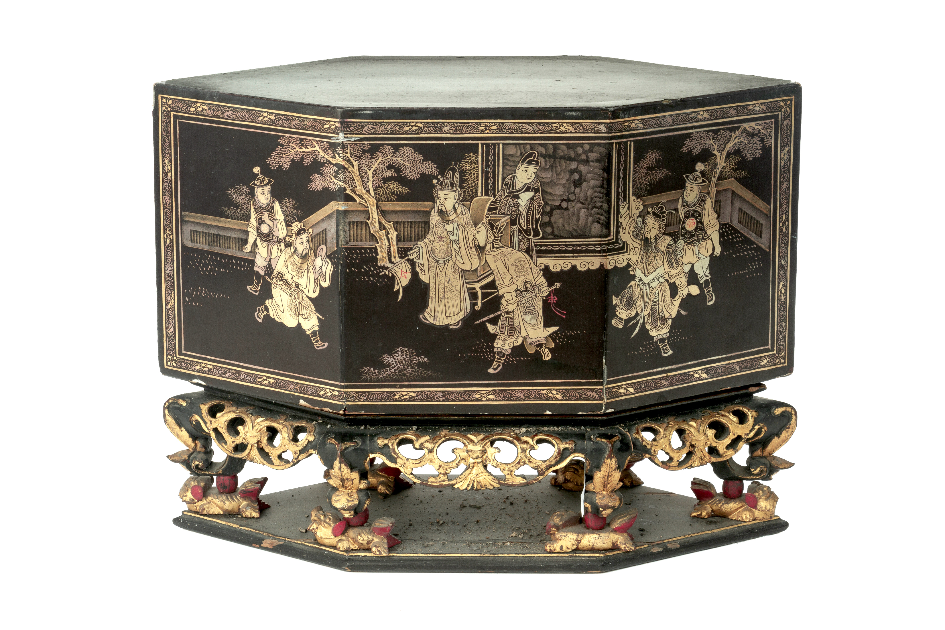 A CARVED GILT AND BLACK LACQUER CHANAB