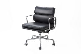 A HERMAN MILLER EAMES SOFT PAD OFFICE CHAIR (2)