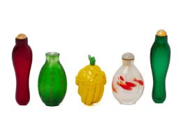 A GROUP OF FIVE GLASS SNUFF BOTTLES