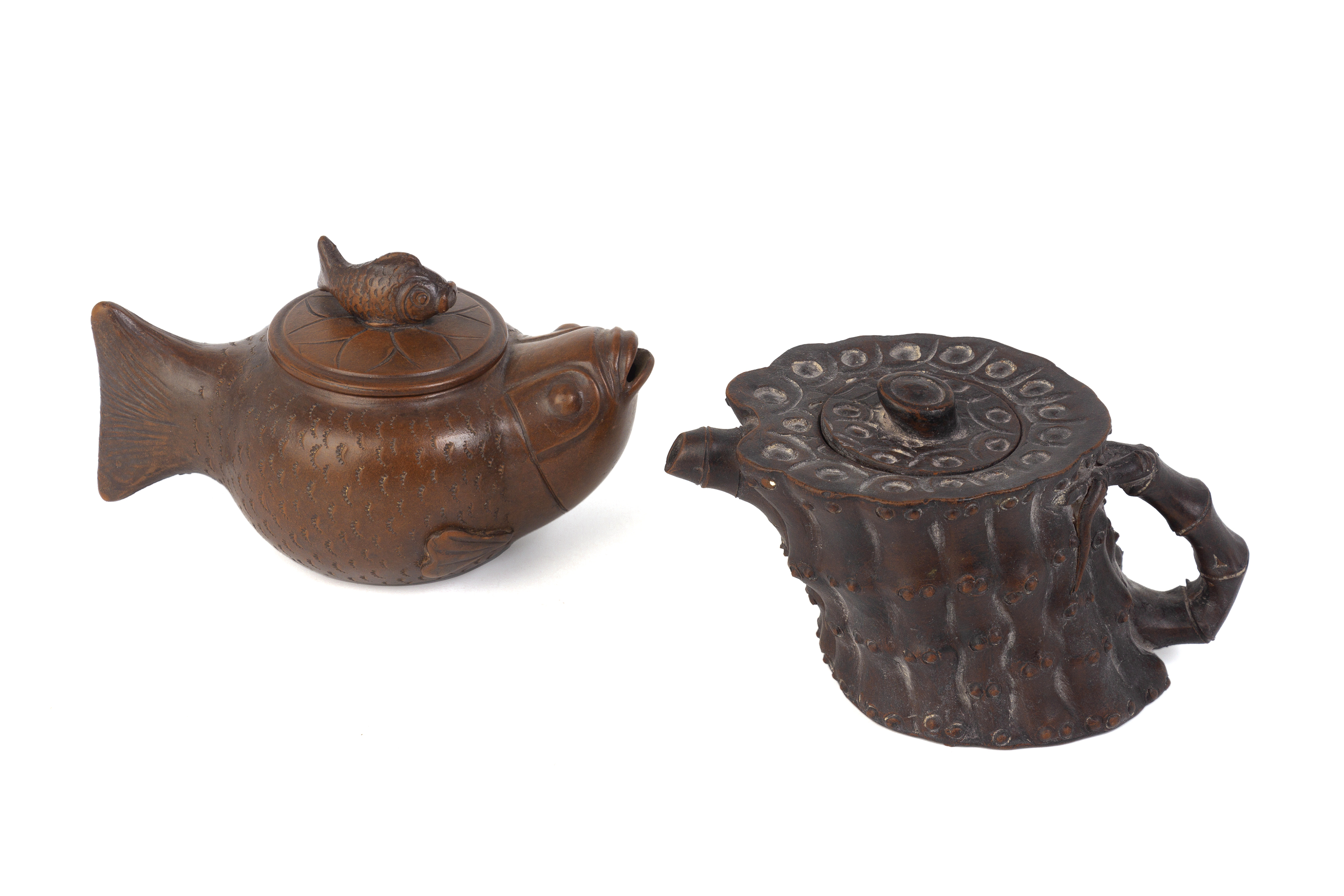 A GROUP OF FOUR YIXING POTTERY TEAPOTS - Image 3 of 3