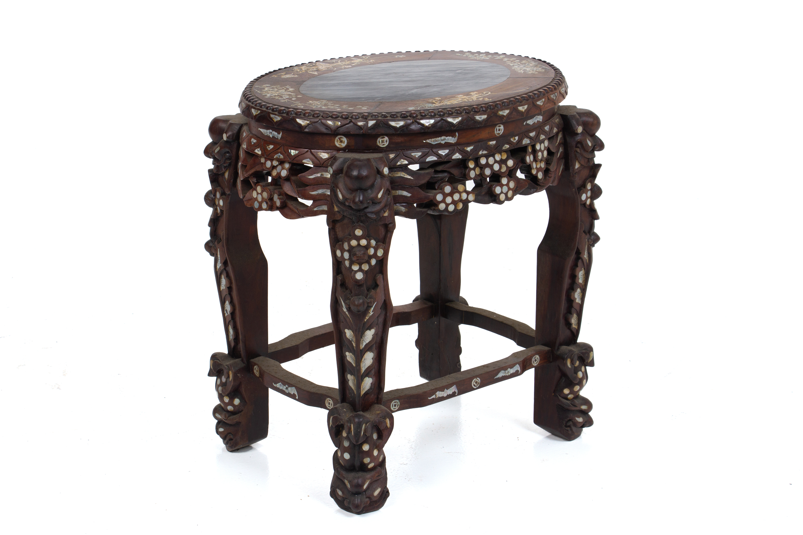 A MOTHER OF PEARL INLAID & MARBLE OVAL TABLE AND FOUR STOOLS - Image 3 of 4