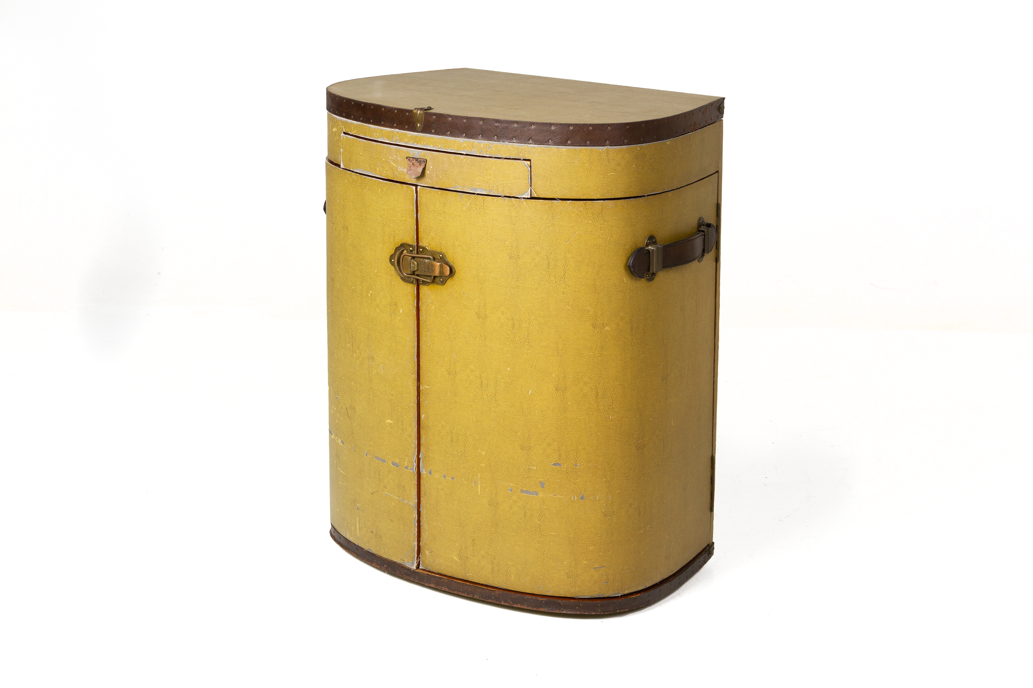 A VINTAGE STARBAY MARIE GALANTE MAKE UP TABLE TRUNK - Image 3 of 3