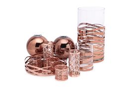 A QUANTITY OF COPPER FINISH AND GLASS CANDLE HOLDERS