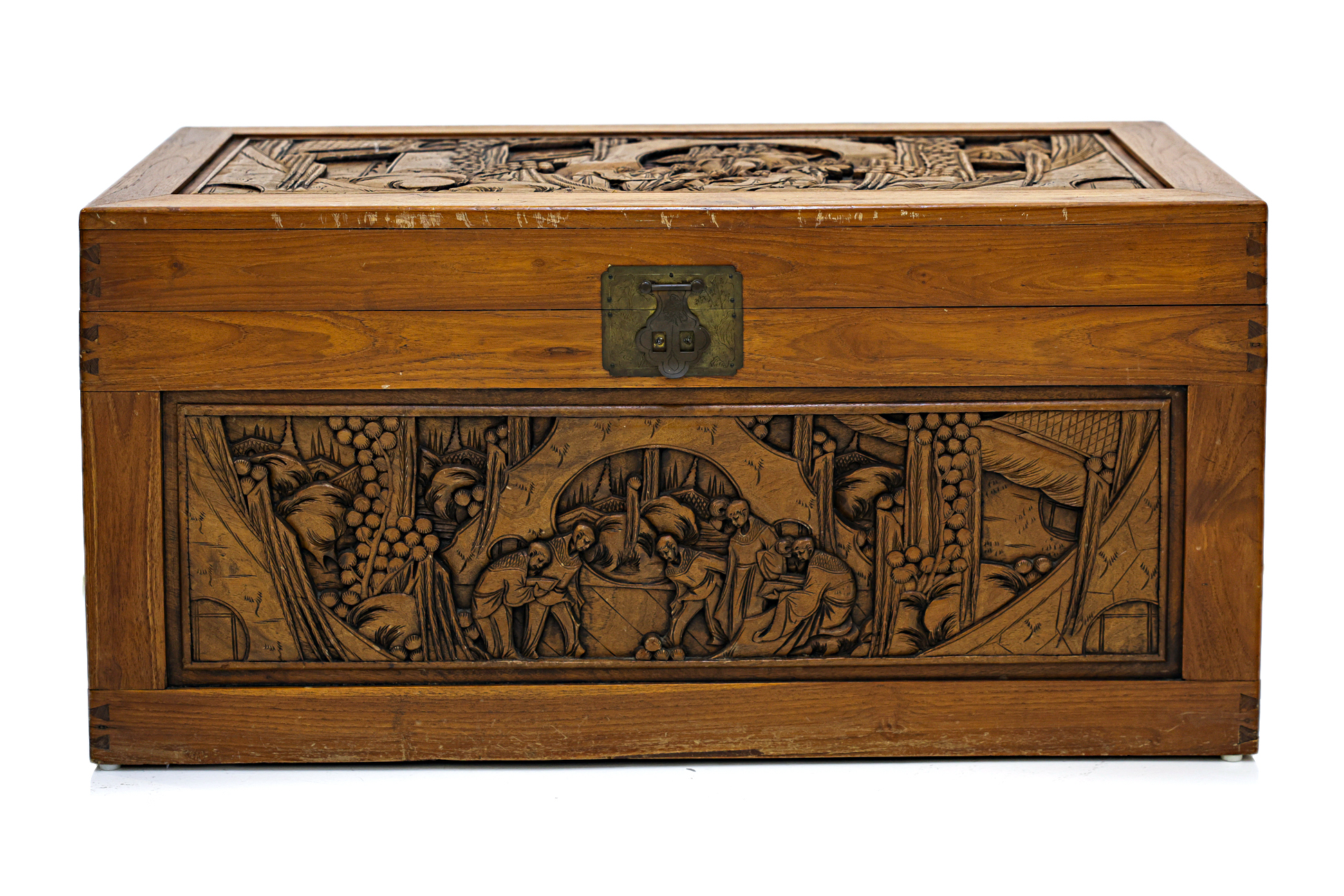A CARVED CAMPHOR CHEST - Image 2 of 3