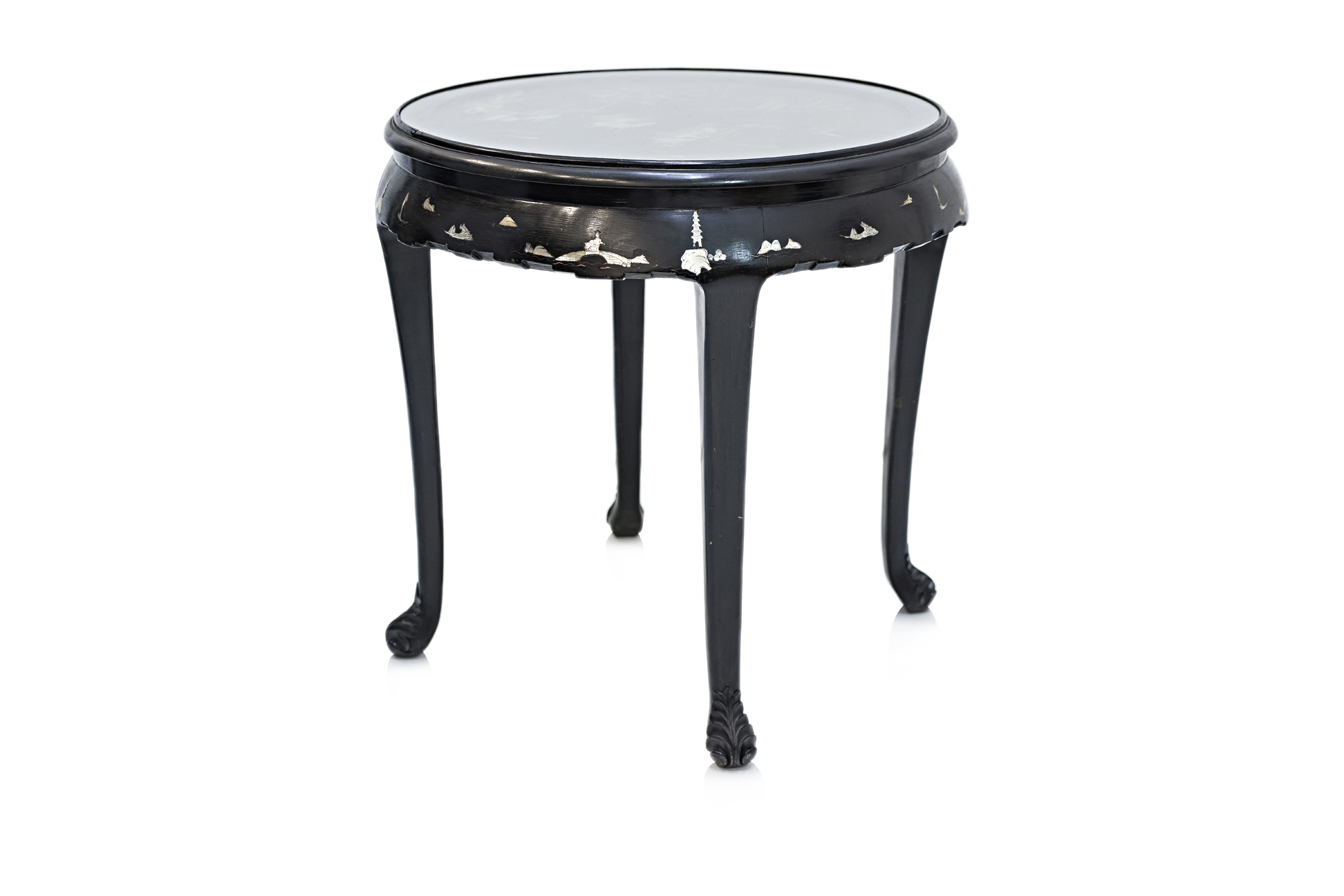 A MOTHER OF PEARL INLAID CIRCULAR TABLE AND FOUR STOOLS - Image 3 of 4