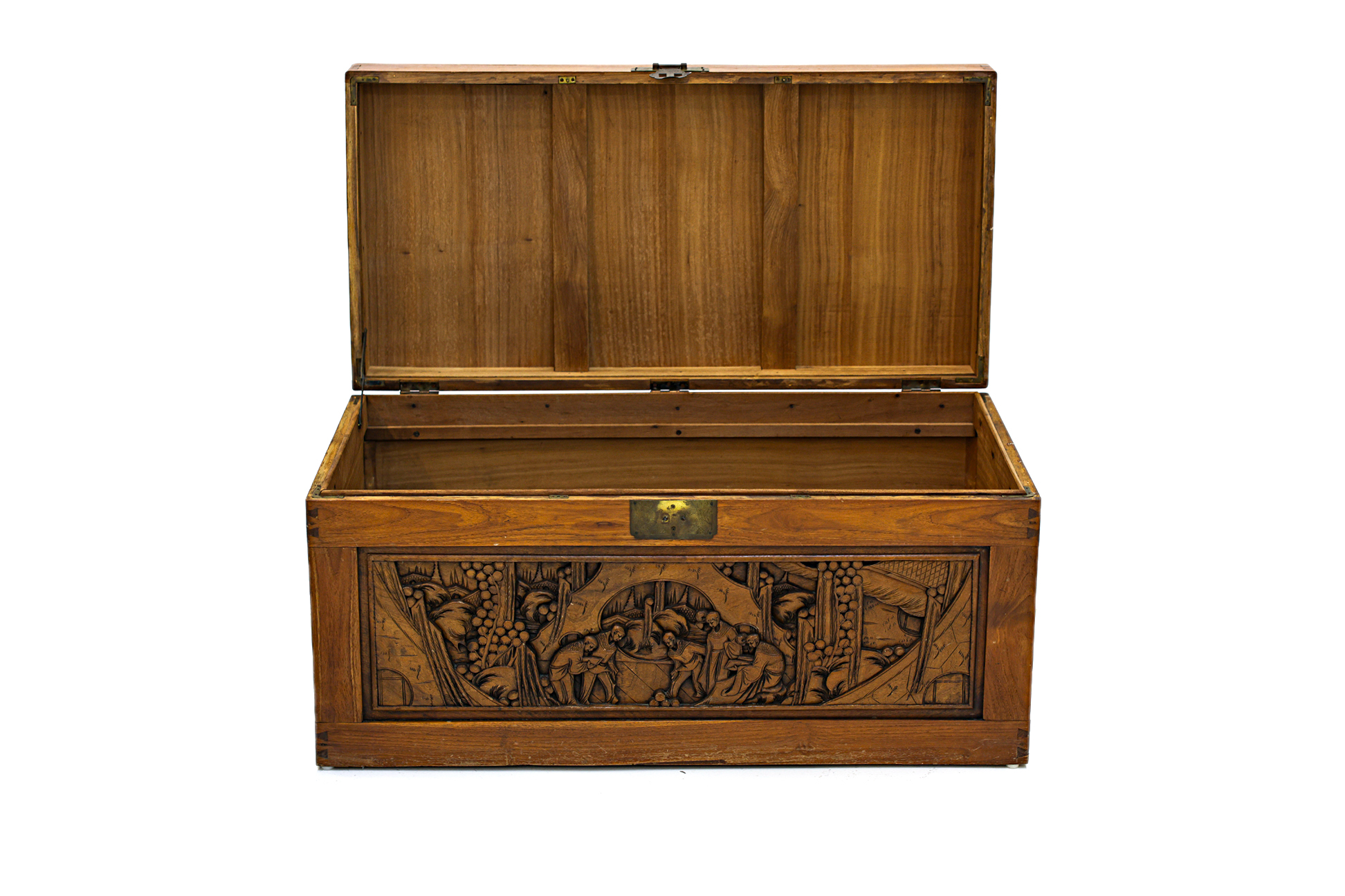 A CARVED CAMPHOR CHEST - Image 3 of 3