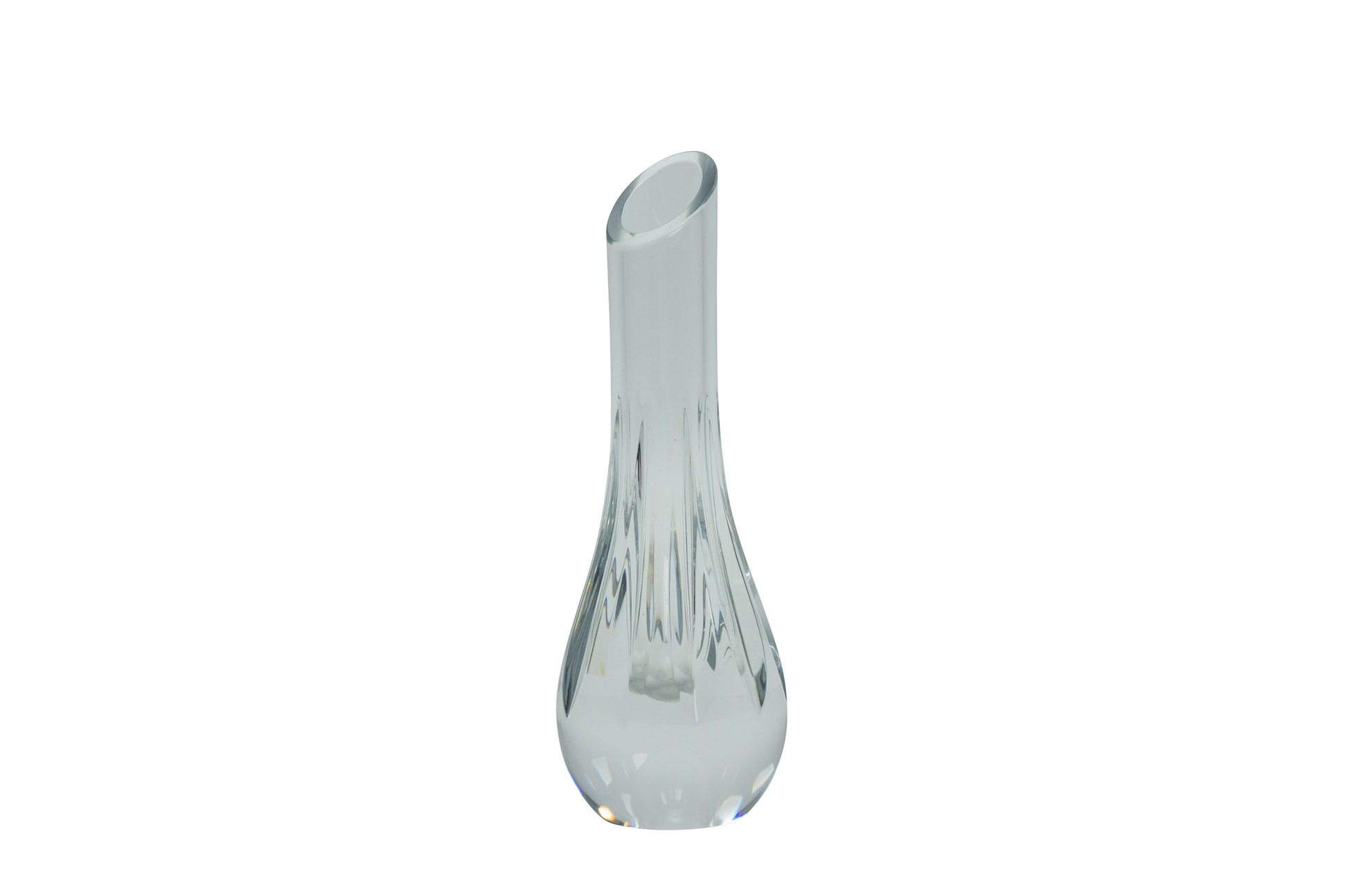 A BACCARAT CRYSTAL BUD VASE - Image 4 of 4