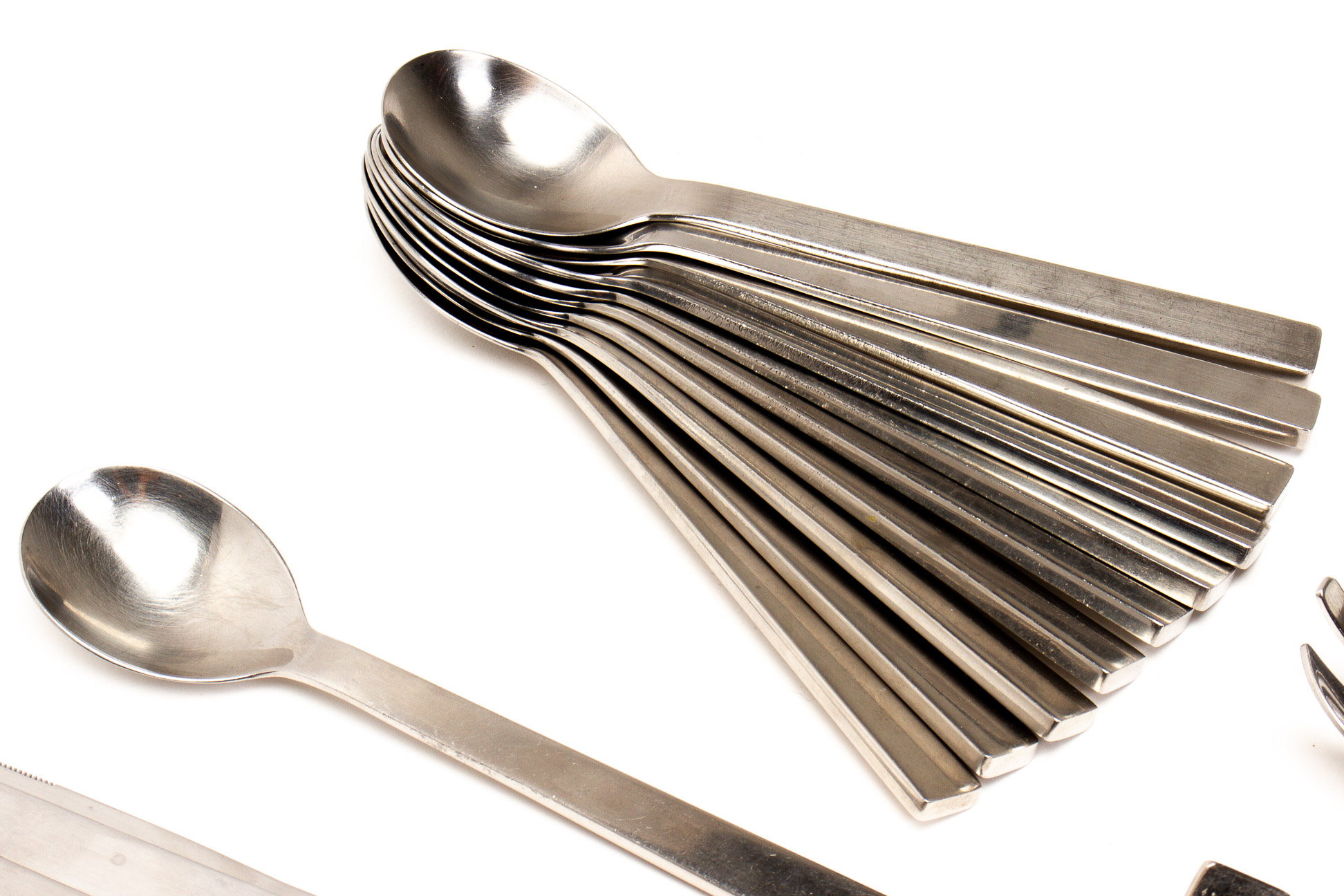 A PART SERVICE OF ALESSI 'SANTIAGO' STAINLESS STEEL CUTLERY - Image 3 of 4