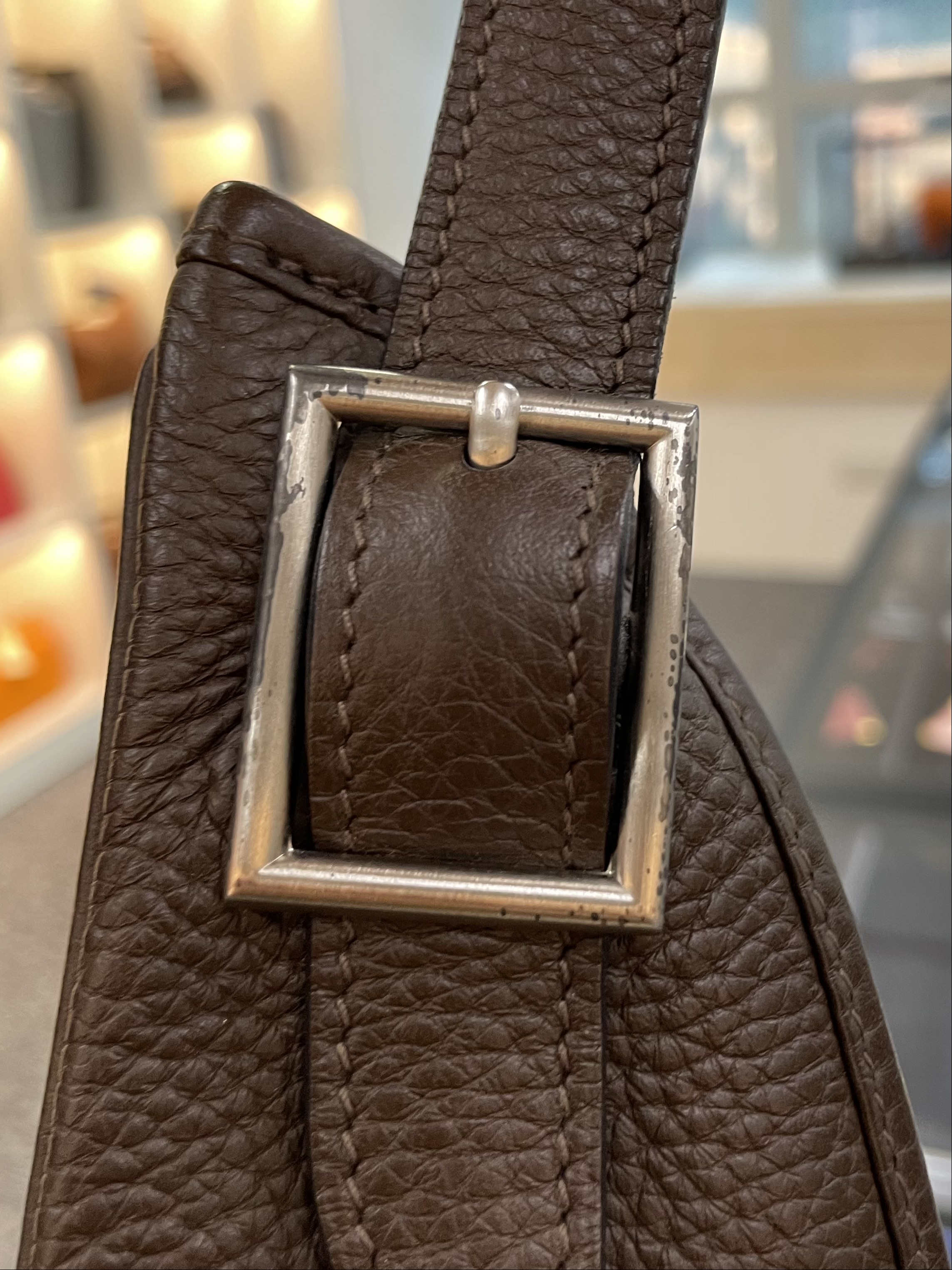 AN HERMES MASSAI PM LEATHER HANDBAG - Image 3 of 6