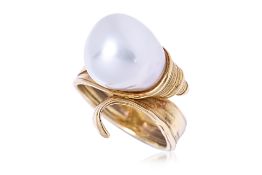 A BAROQUE CULTURED PEARL RING BY TASAKI