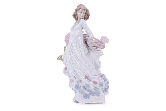 A LLADRÓ PORCELAIN FIGURE 'SPRING SPLENDOUR' - Image 2 of 4