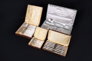 A SERVICE OF FRENCH ART DECO SILVER PLATED CUTLERY FOR 12