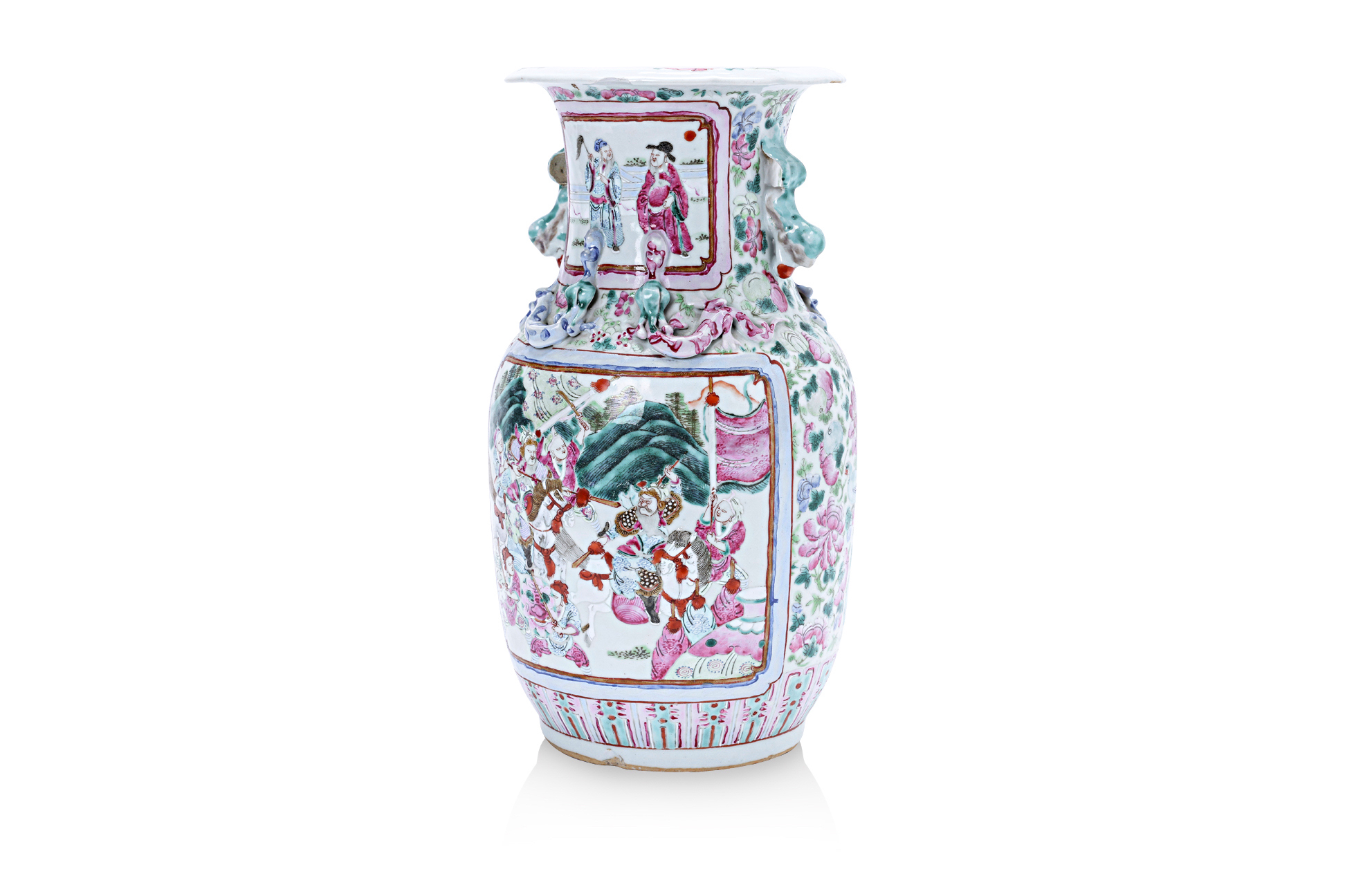 A CANTON FAMILLE ROSE PORCELAIN VASE - Image 2 of 4