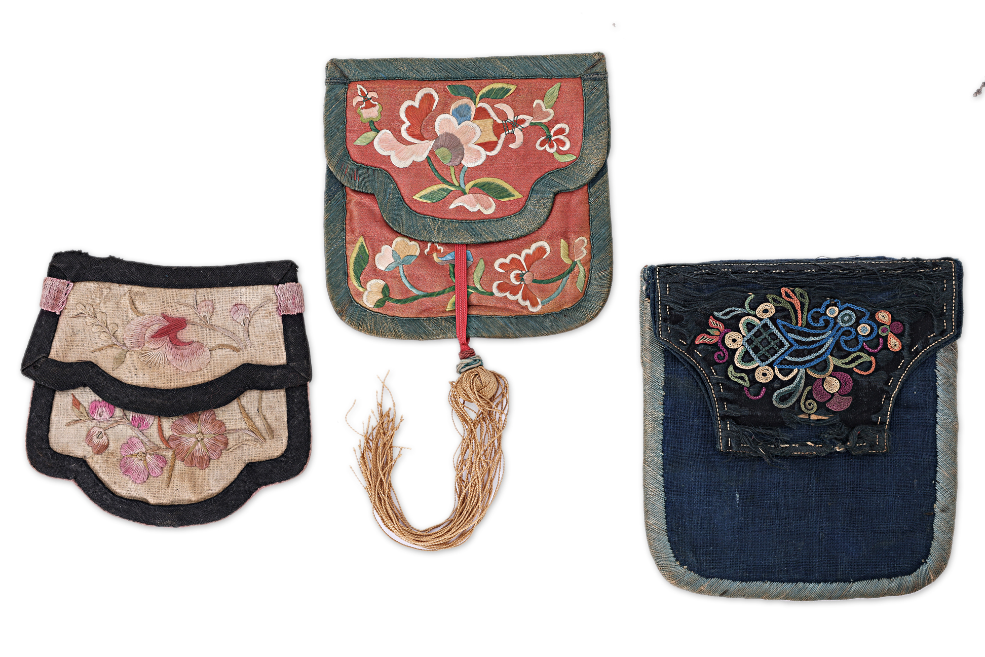 THREE CHINESE EMBROIDERED SILK PURSES - Image 2 of 2