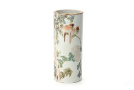 A QIANJIAN STLYE PORCELAIN CYLINDRICAL VASE OR HAT STAND