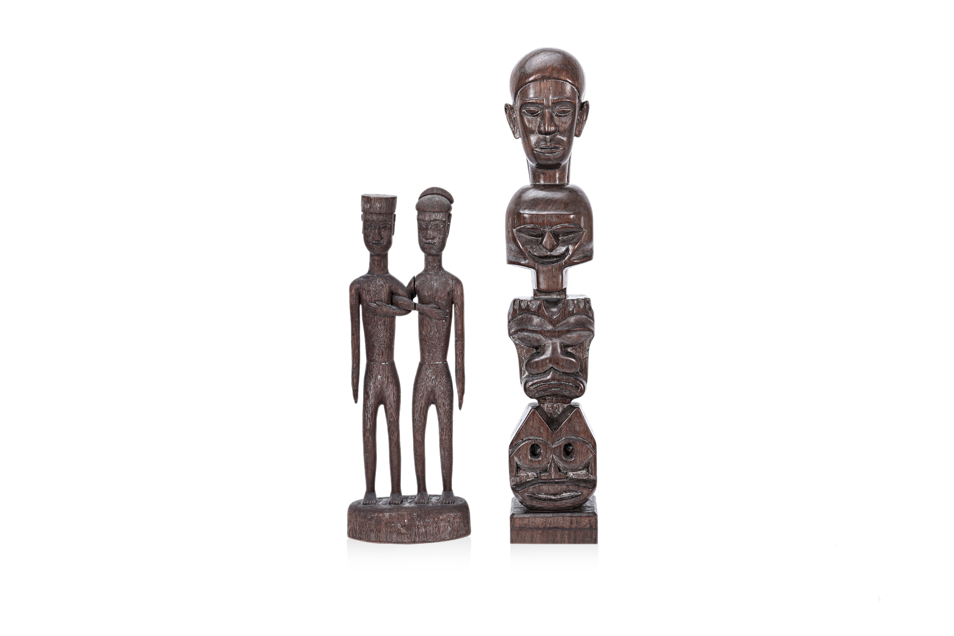 A GROUP OF TRIBAL CARVED WOOD FIGURES AND OTHER ITEMS - Image 2 of 5