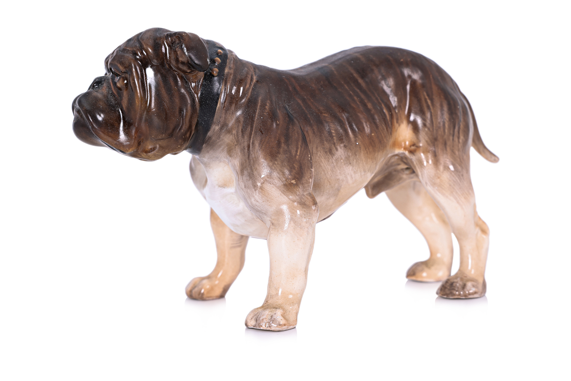 A SMALL ROYAL DOULTON MODEL OF A BULLDOG - Image 2 of 3