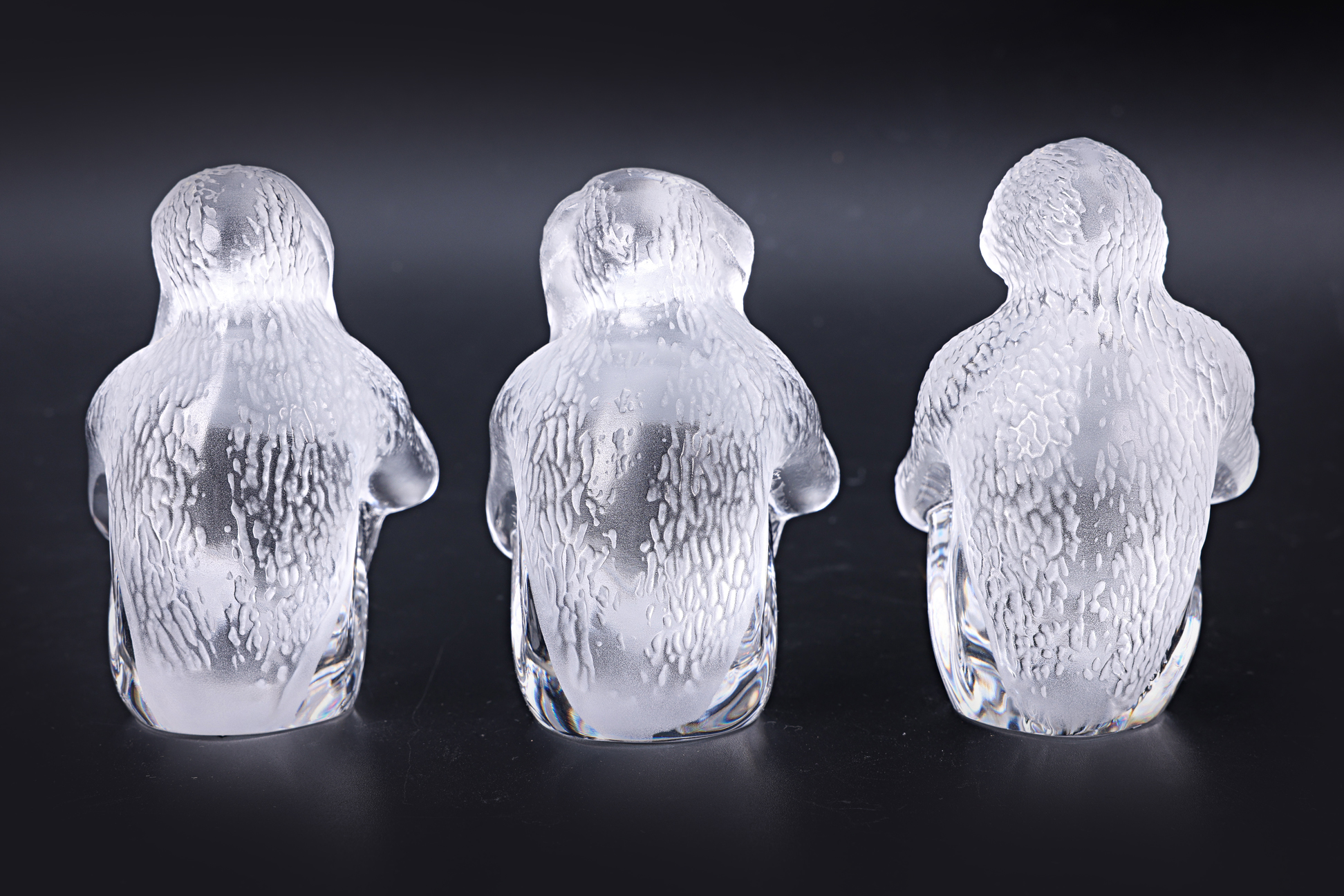 A SET OF THREE DAUM CRYSTAL WISE MONKEYS - Image 2 of 3