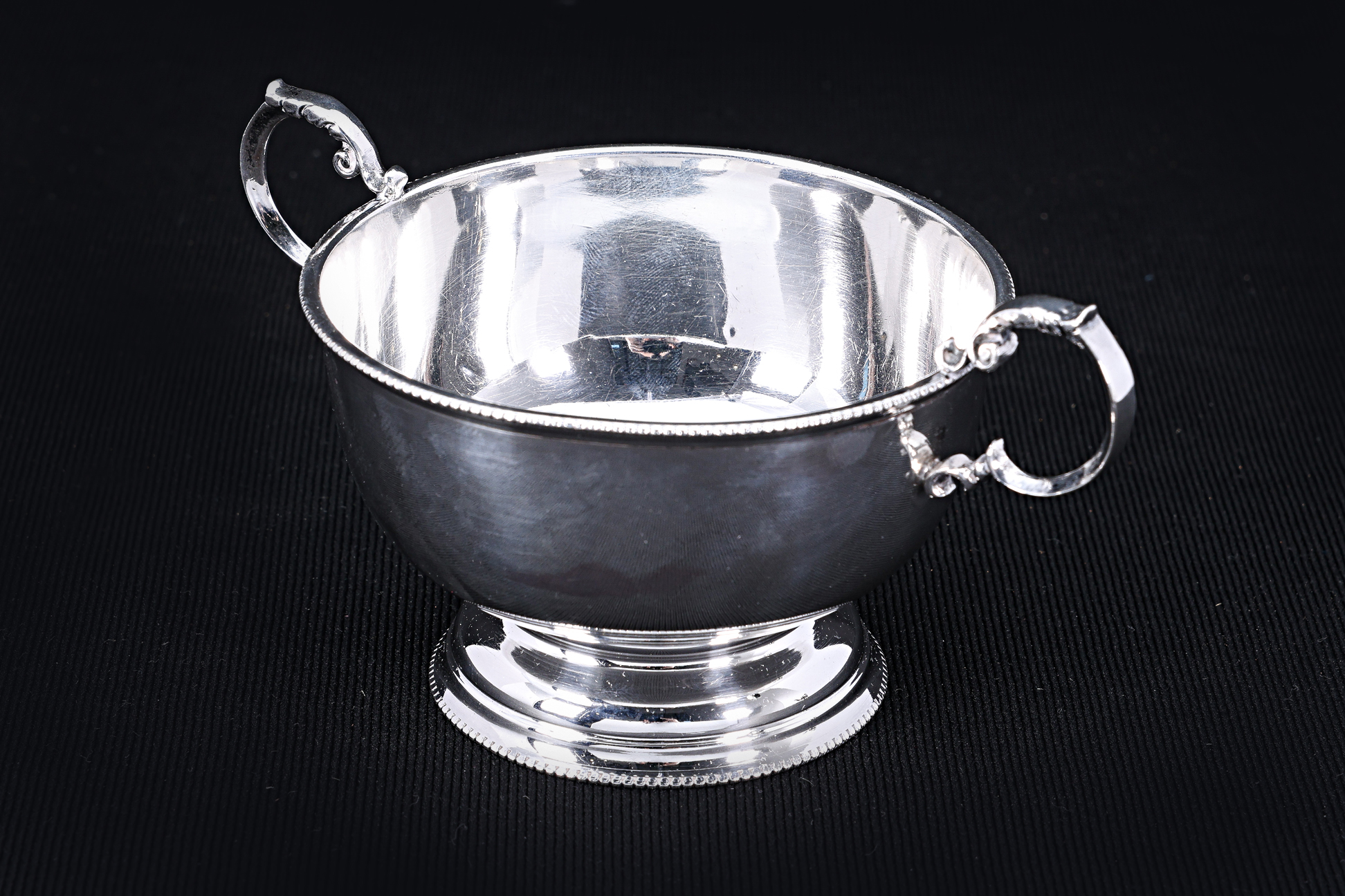 AN ENGLISH SILVER THREE PIECE TEA SERVICE - Image 3 of 3