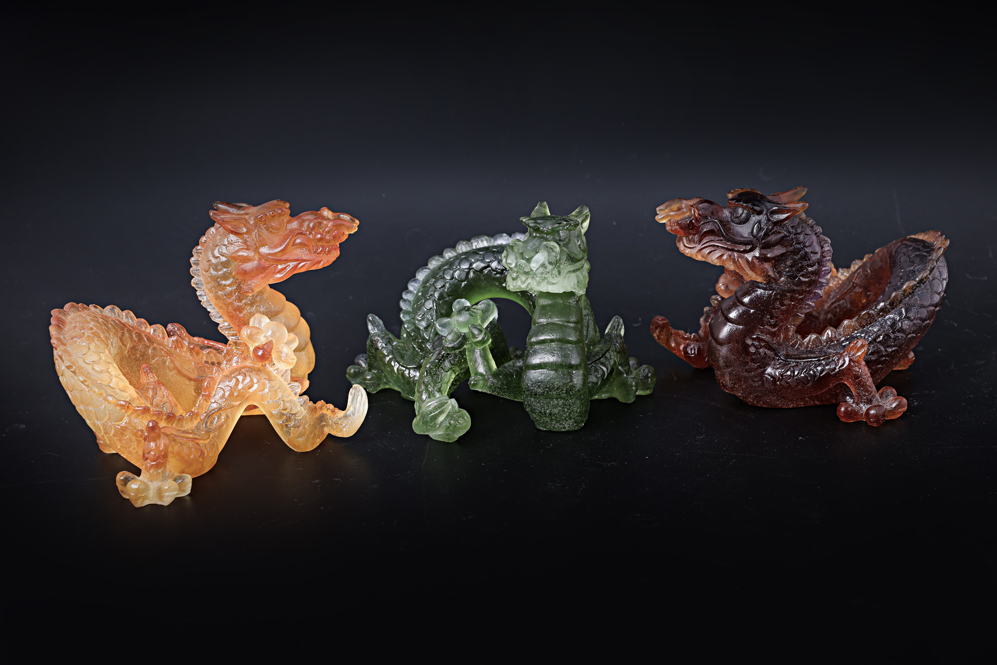 A GROUP OF THREE DAUM GLASS DRAGONS - Image 2 of 3