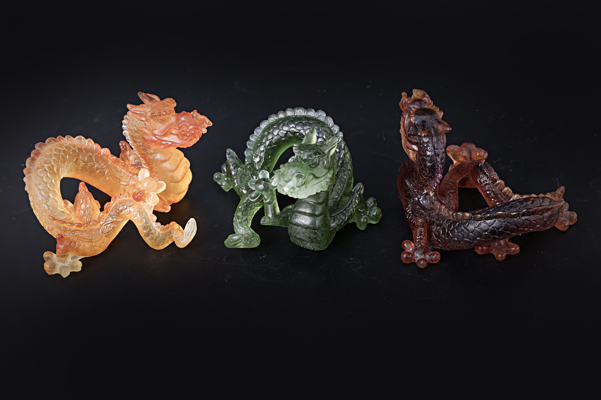 A GROUP OF THREE DAUM GLASS DRAGONS - Image 3 of 3