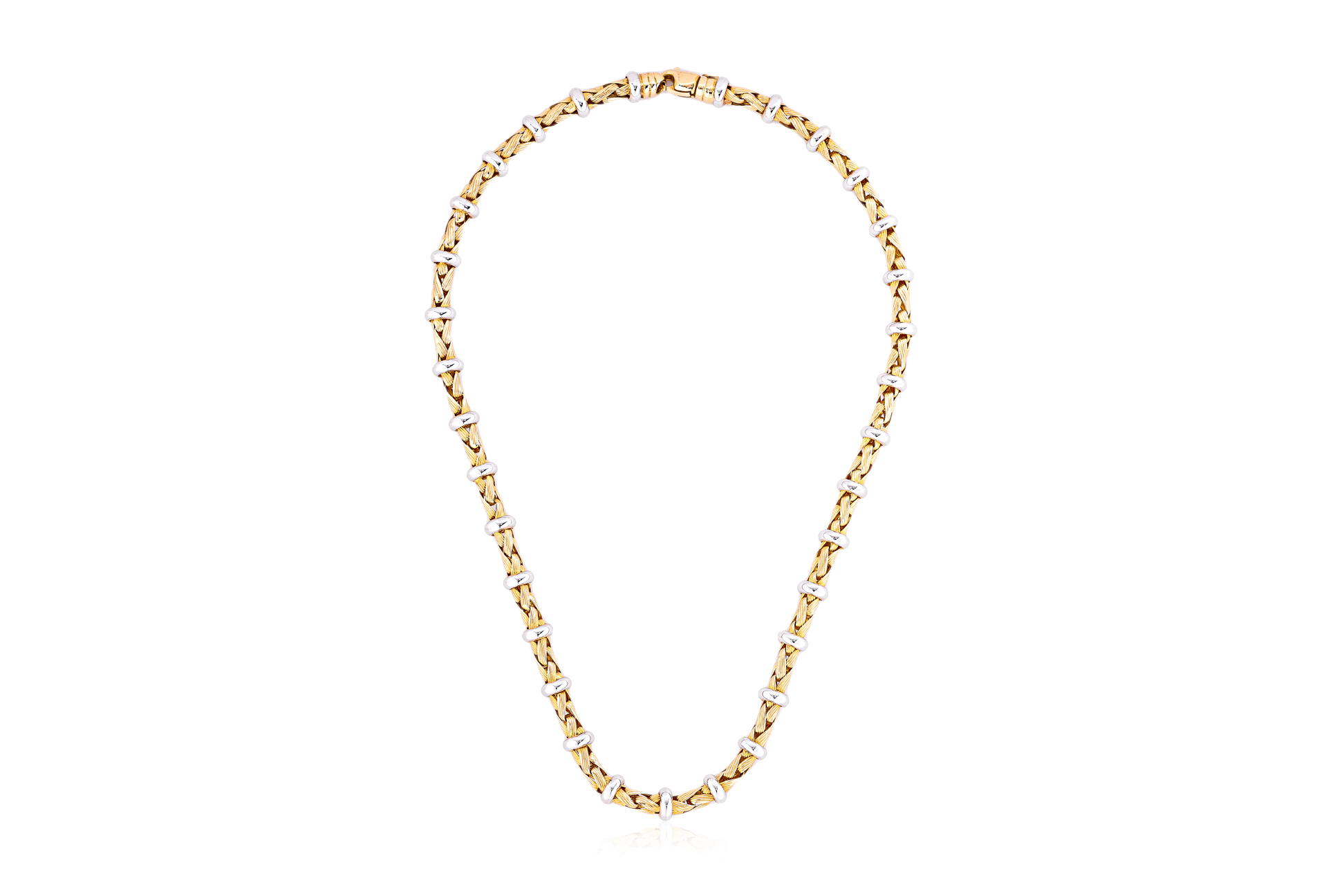 A MIXED GOLD 'BRAIDED' NECKLACE - Image 2 of 4