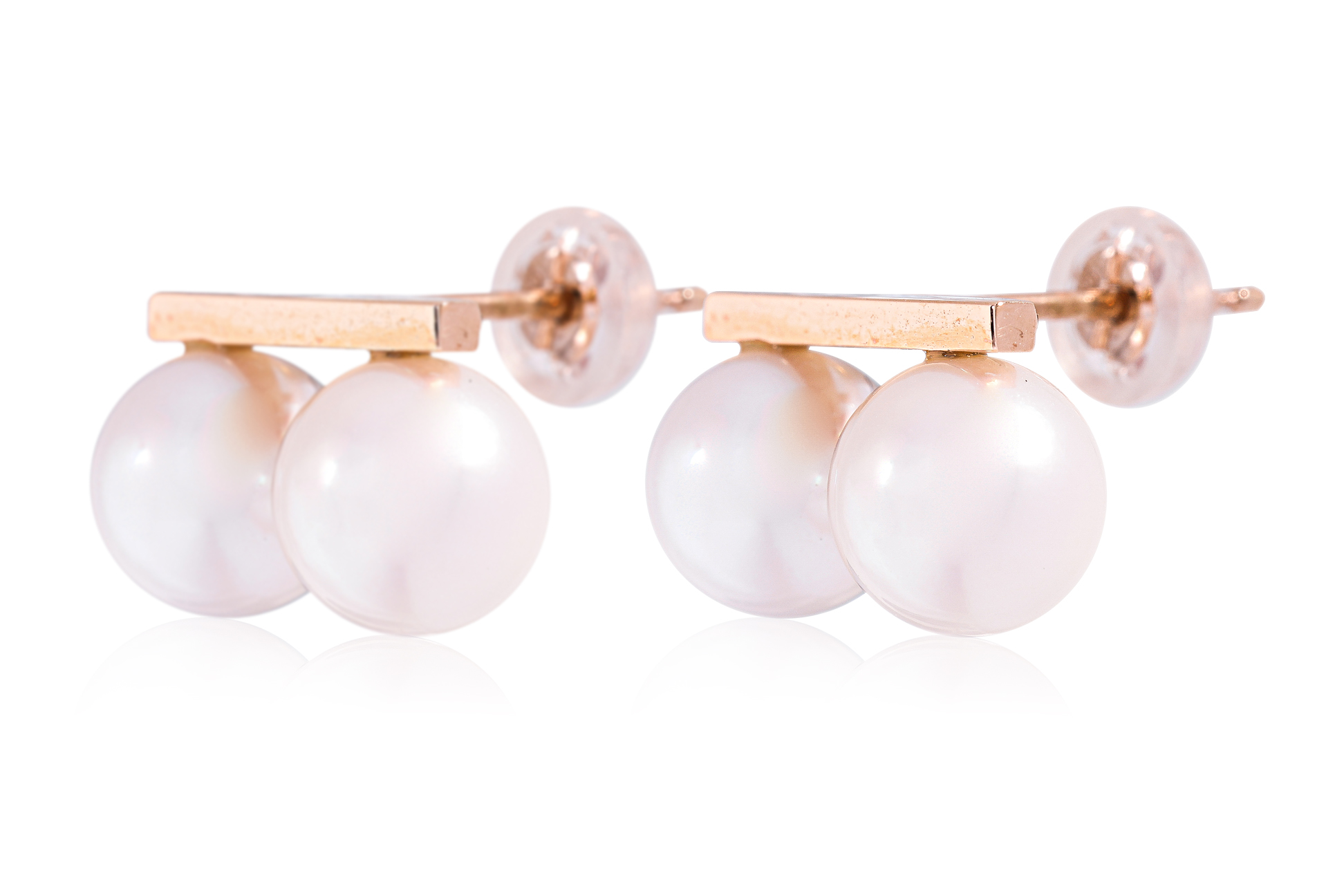 A PAIR OF DOUBLE AKOYA CULTURED PEARL STUDS EARRINGS - Image 3 of 4