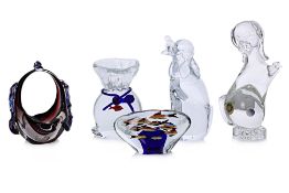 A GROUP OF ART GLASS INCLUDING ITALIAN