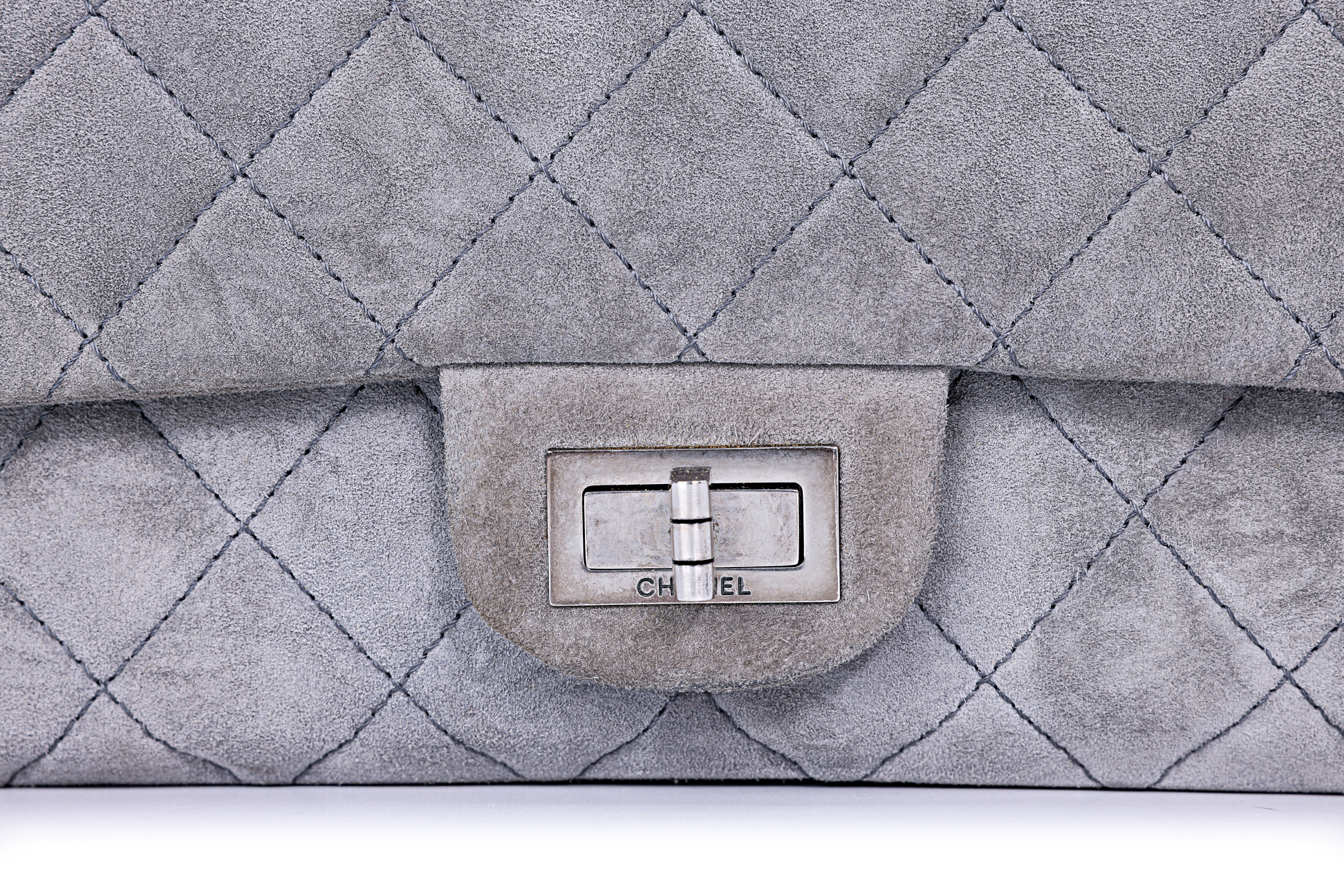 A CHANEL GREY REISSUE 227 DOUBLE FLAP BAG - Image 4 of 4