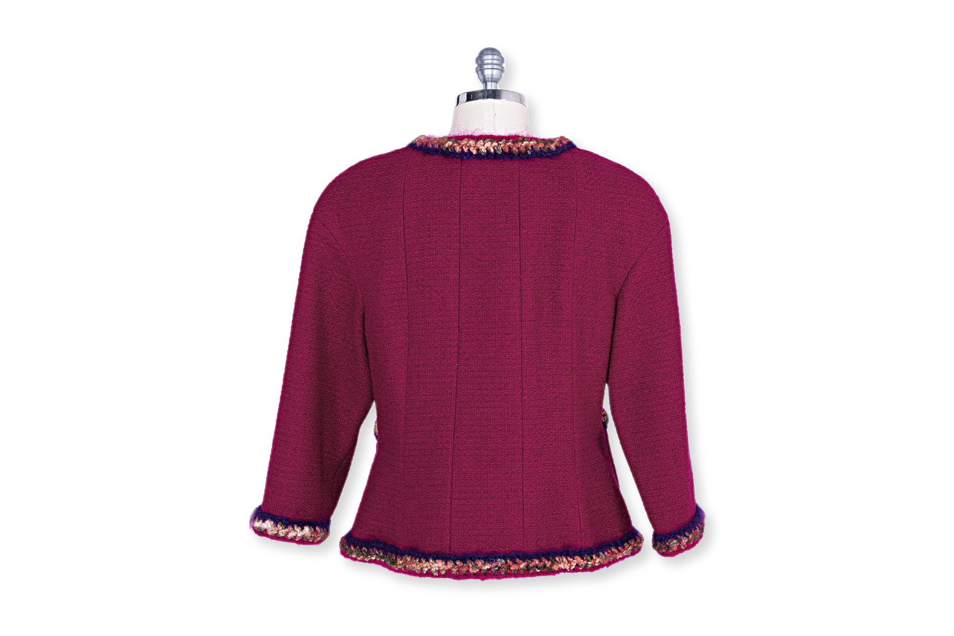 A CHANEL RASPBERRY WOOL BOUCLE JACKET - Image 3 of 6