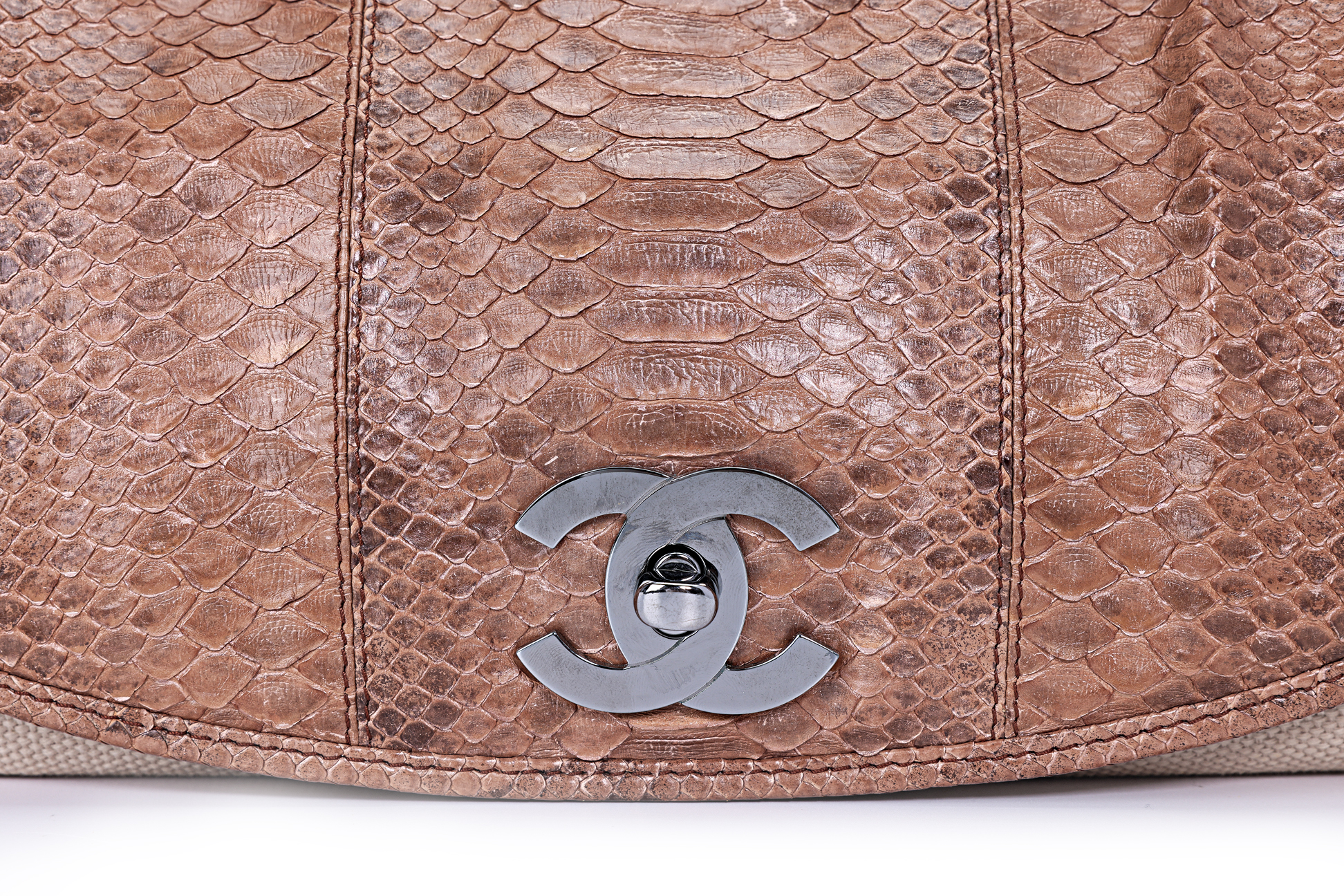 A CHANEL PYTHON AND CANVAS FLAP BAG - Image 4 of 4