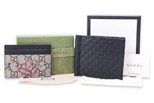 A GUCCI CARDHOLDER AND EMBOSSED WALLET WITH MONEY CLIP
