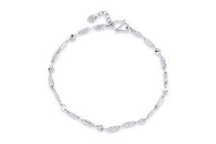 A PLATINUM BRACELET