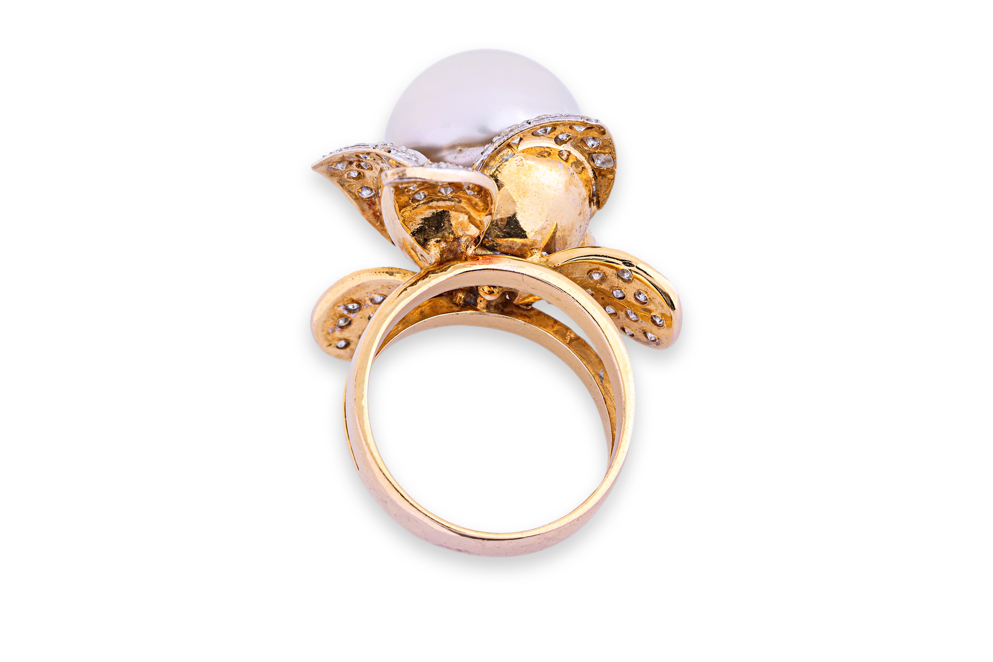 A CULTURED BAROQUE PEARL AND DIAMOND 'ORCHID' RING - Image 3 of 4