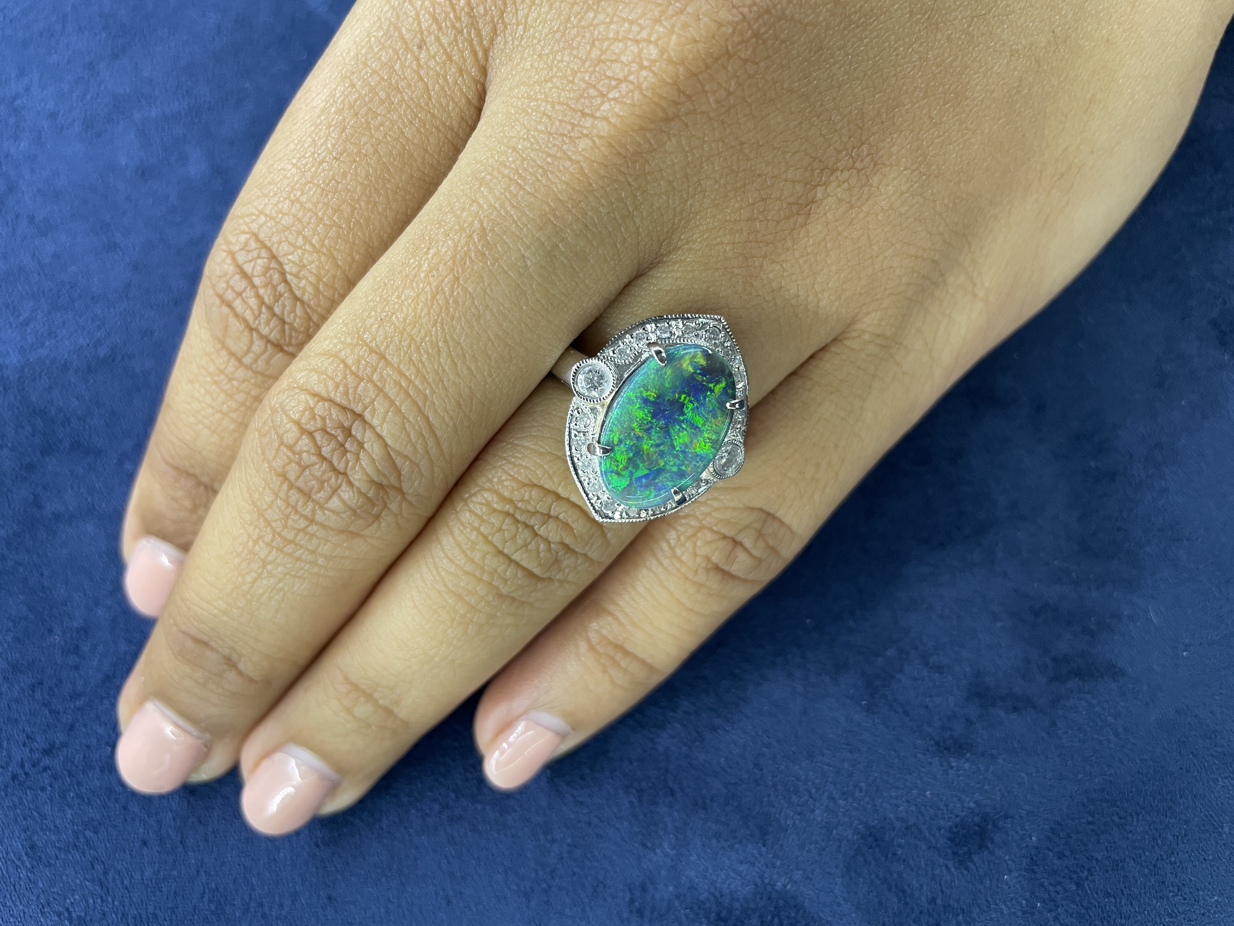 A BLACK OPAL AND DIAMOND RING - Image 4 of 5