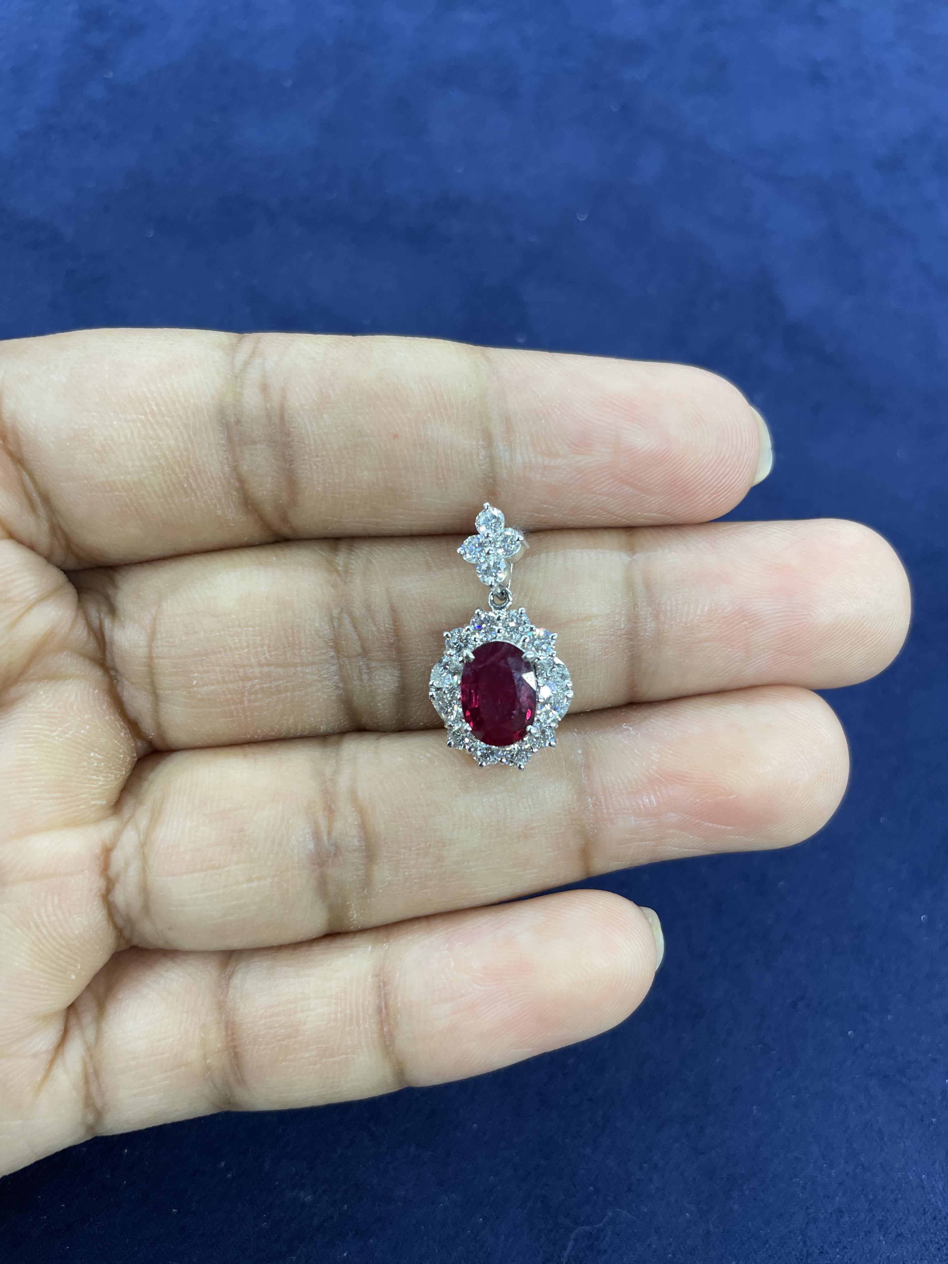 A RUBY AND DIAMOND CLUSTER PENDANT - Image 3 of 3