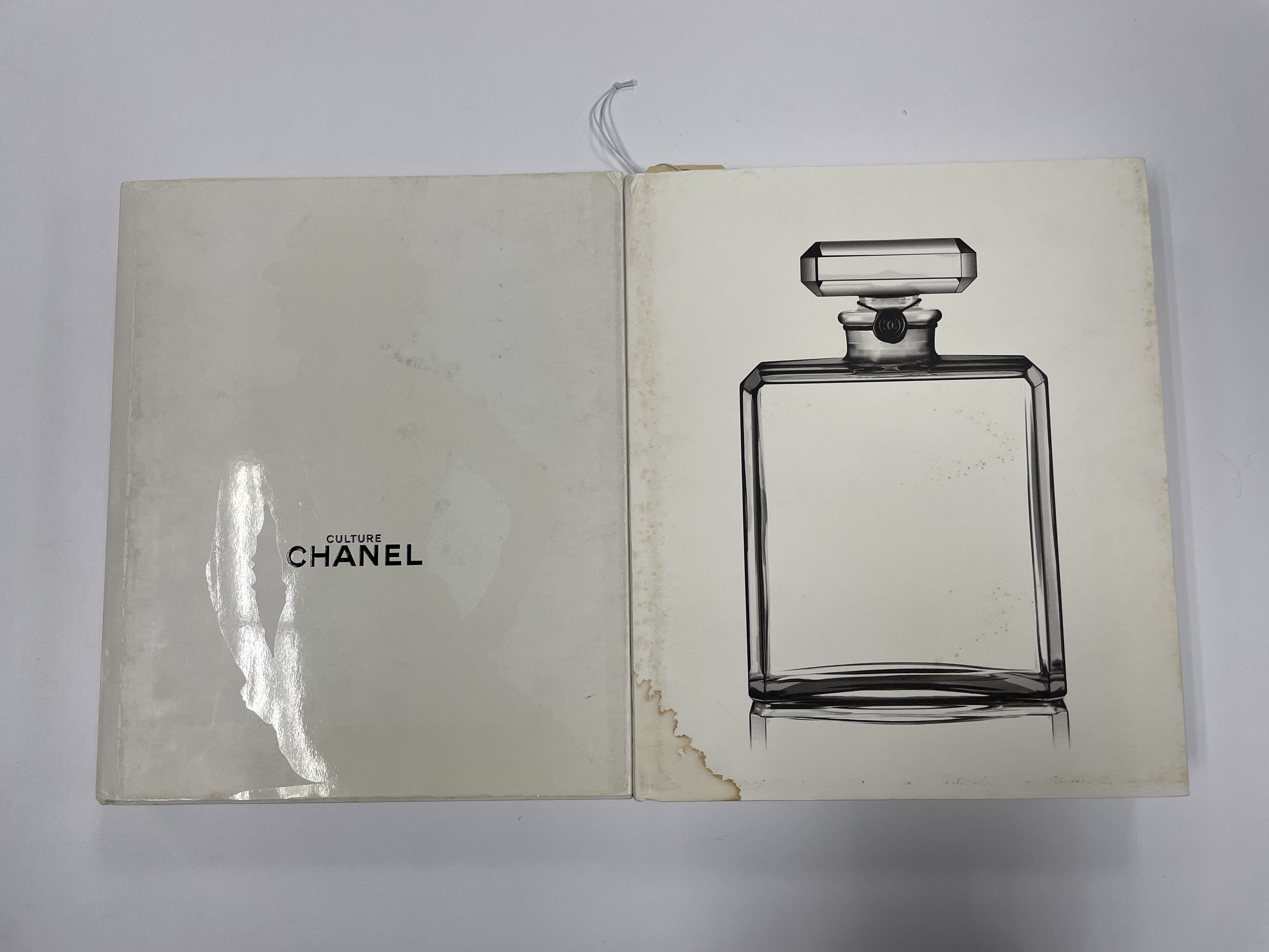 FASHION BOOKS - CULTURE CHANEL; NO.5 CULTURE CHANEL - Image 2 of 3