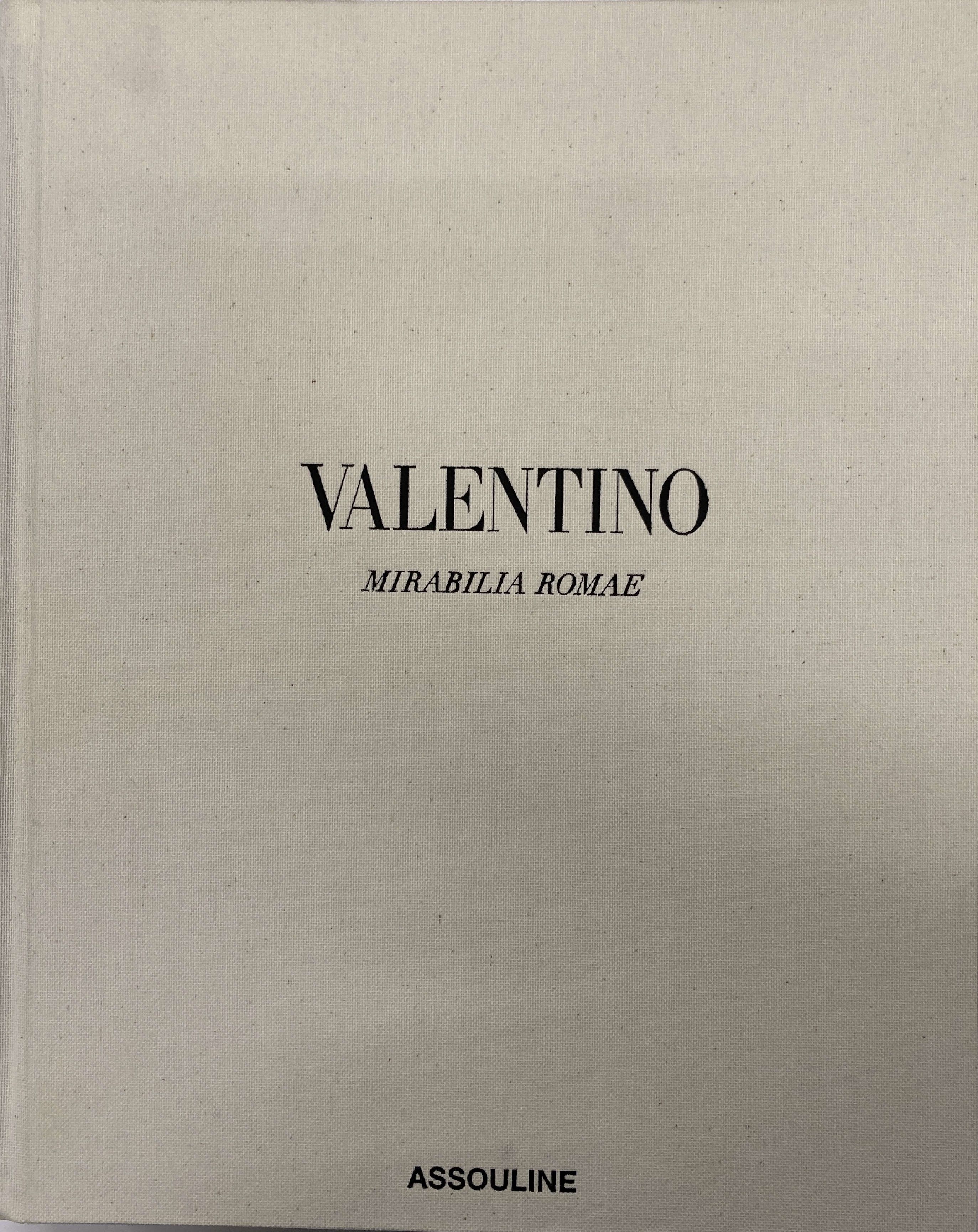 FASHION BOOKS - VALENTINO - Image 8 of 11