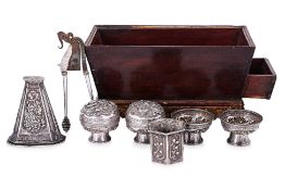 A SILVER SIREH SET WITH BOX