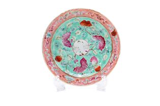 A TURQUOISE GROUND FAMILLE ROSE 'CRANE' SAUCER