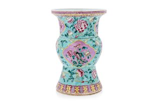 A TURQUOISE GROUND FAMILLE ROSE SPITTOON