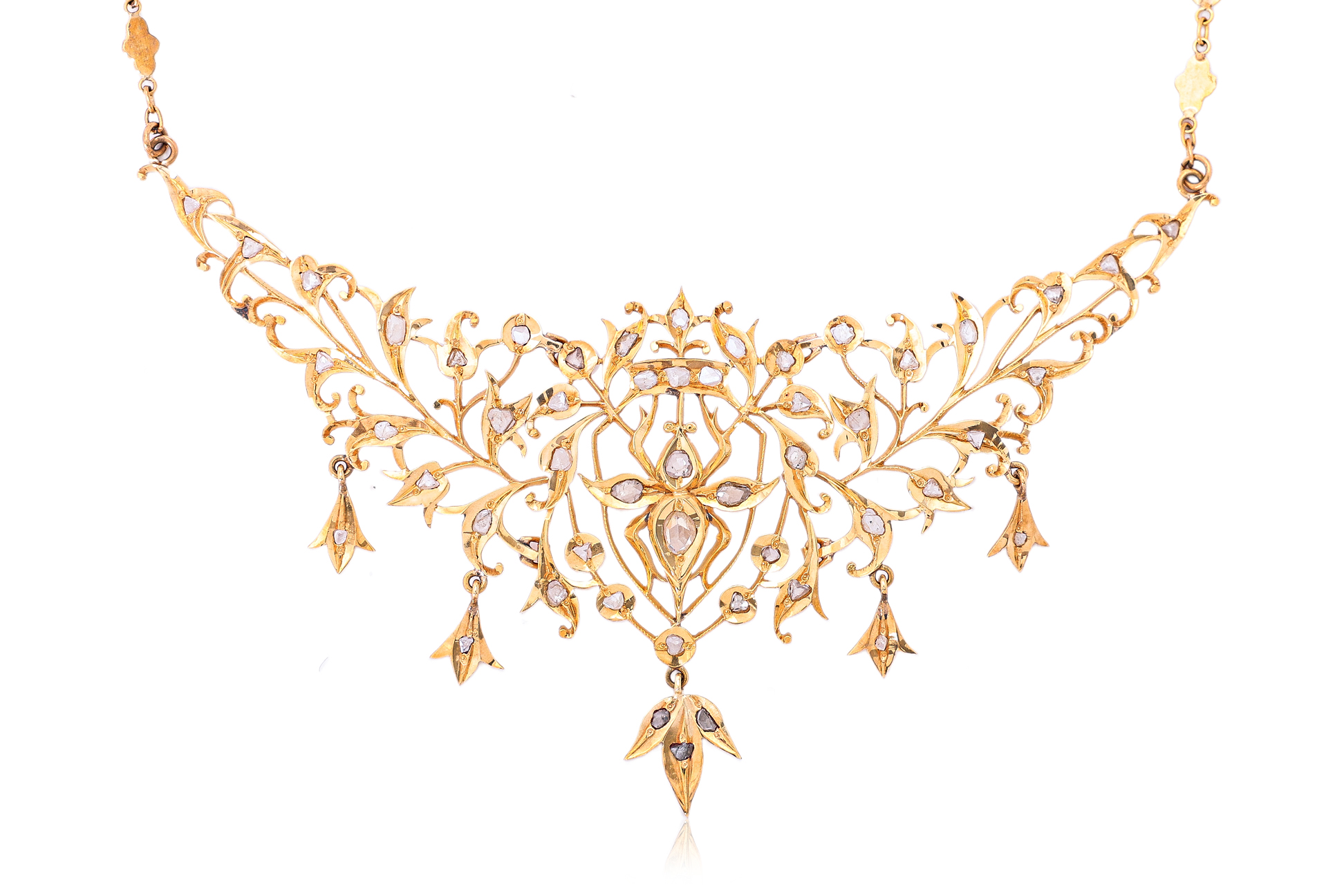 AN INTAN DIAMOND AND GOLD FESTOON NECKLACE