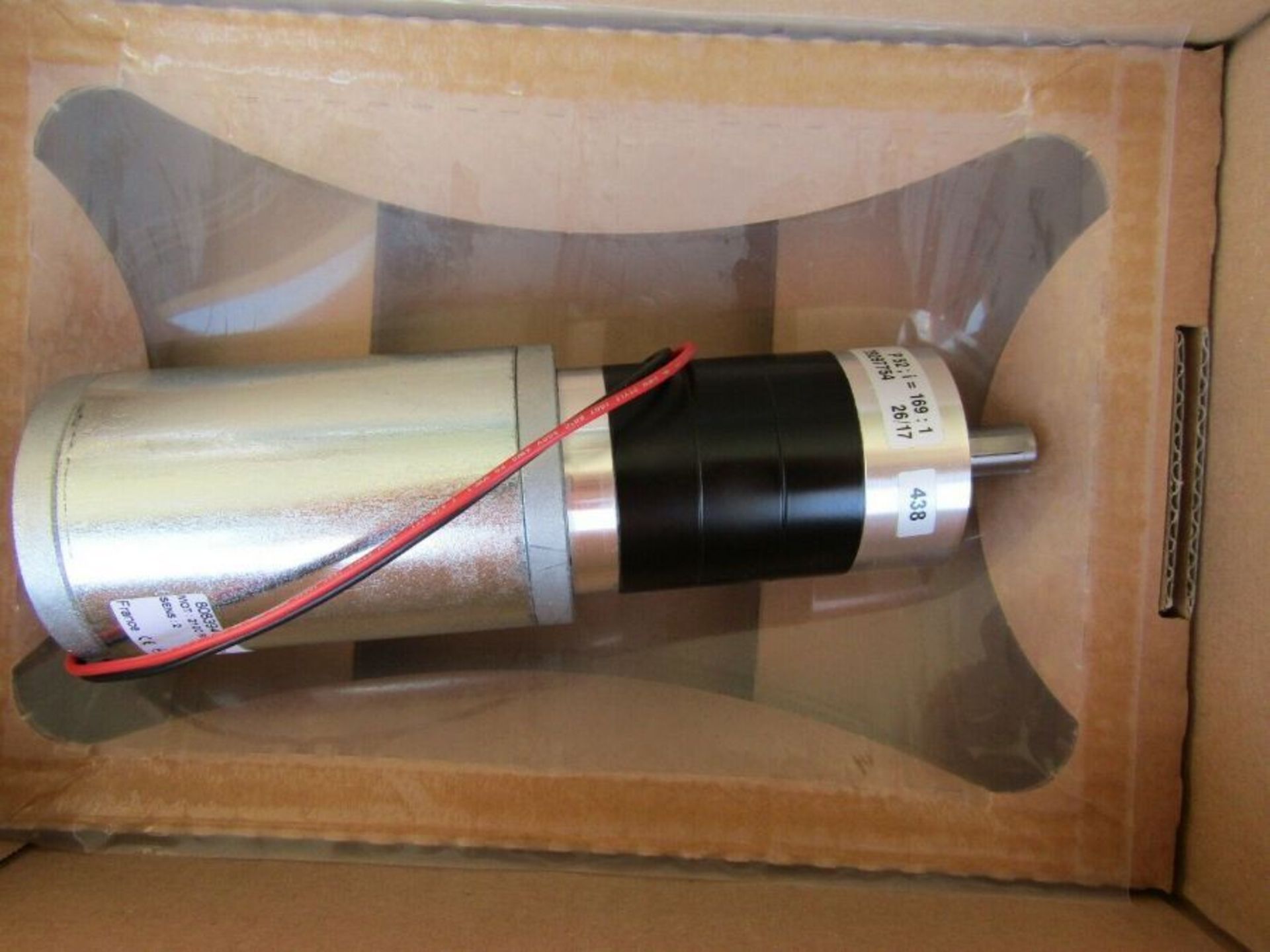 Crouzet 12-48Vdc 170 Nm Brushed DC Geared Motor Out Speed 3000 rpm BCL1 1250293 - Image 2 of 2