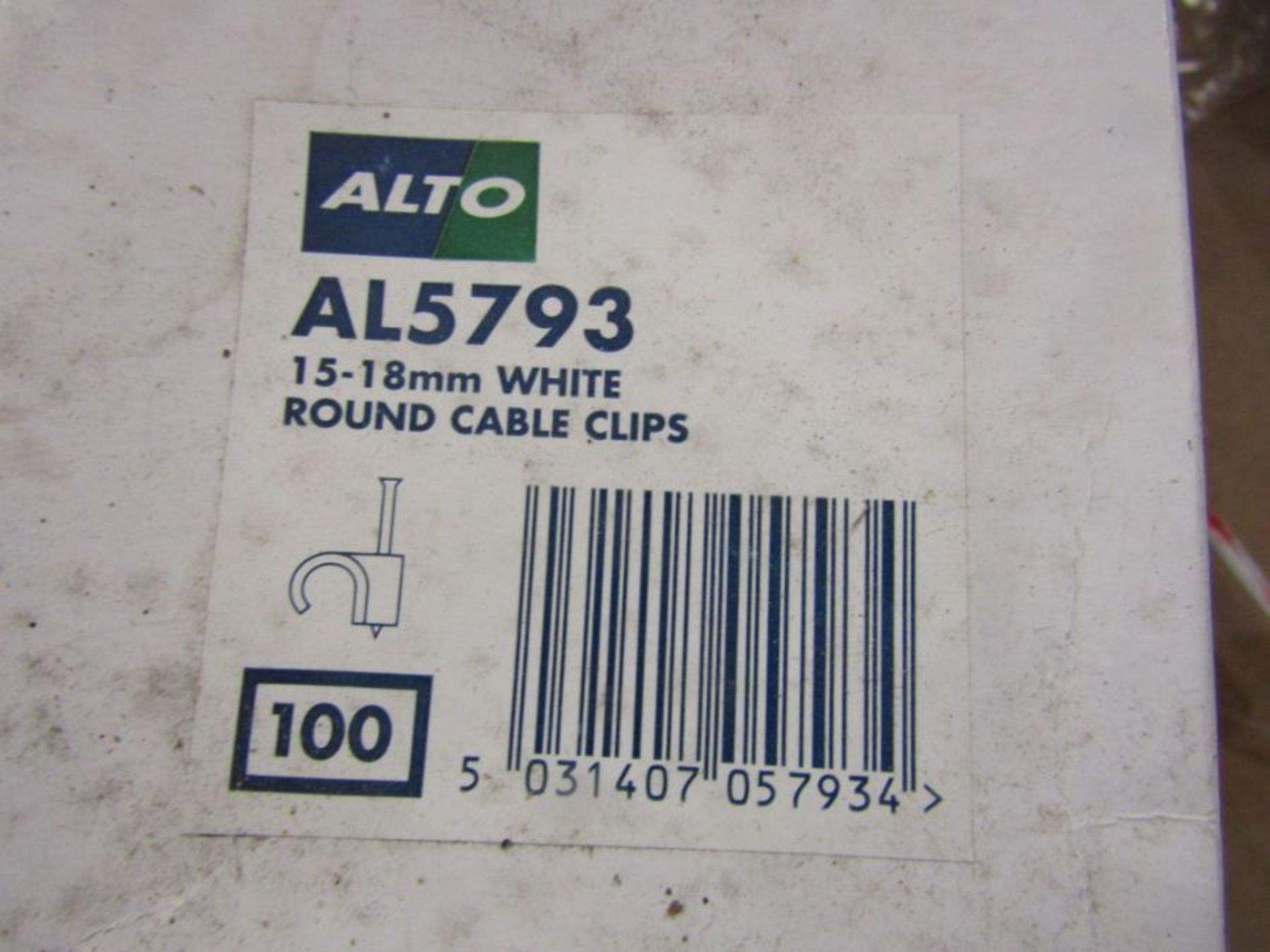 25 x Pack of 100 ALTO 15-18mm Round White Cable Clips - AL5793 - Image 4 of 4
