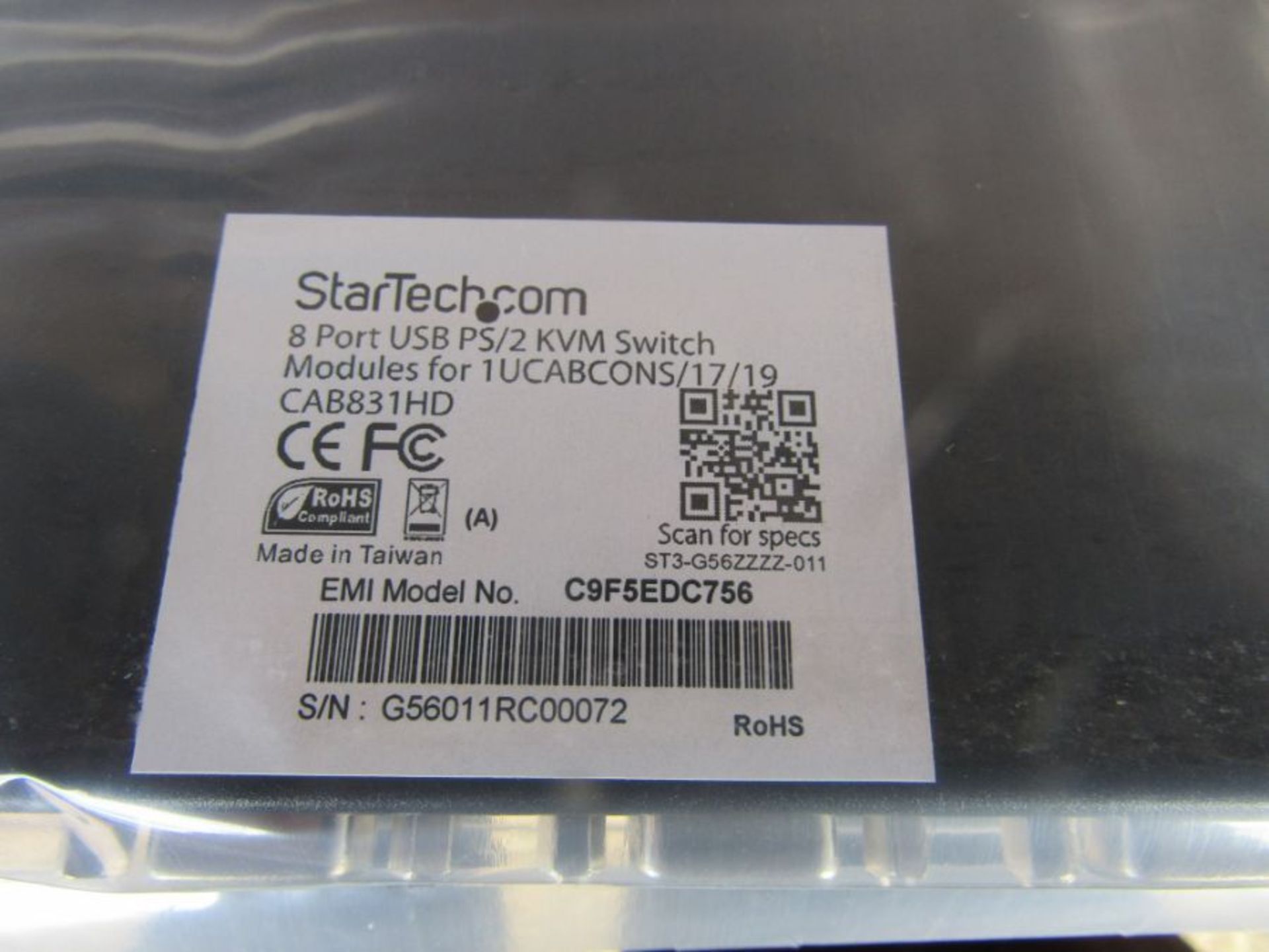 Star Tech CAB831HD - 8-Port USB PS2 KVM Switch BL1 1930280 - Image 2 of 8