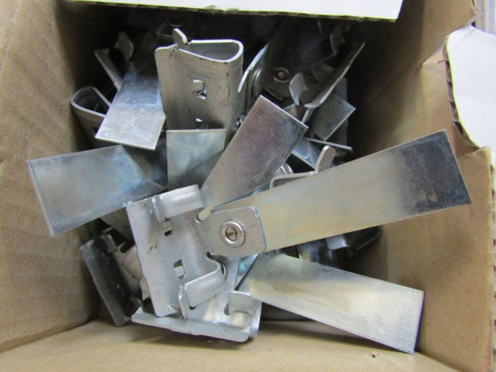 6 x Pack of 25 Galvanised Steel Cable Clip, 58mm Max. Bundle - (Zeta) - 377221 - Image 3 of 4