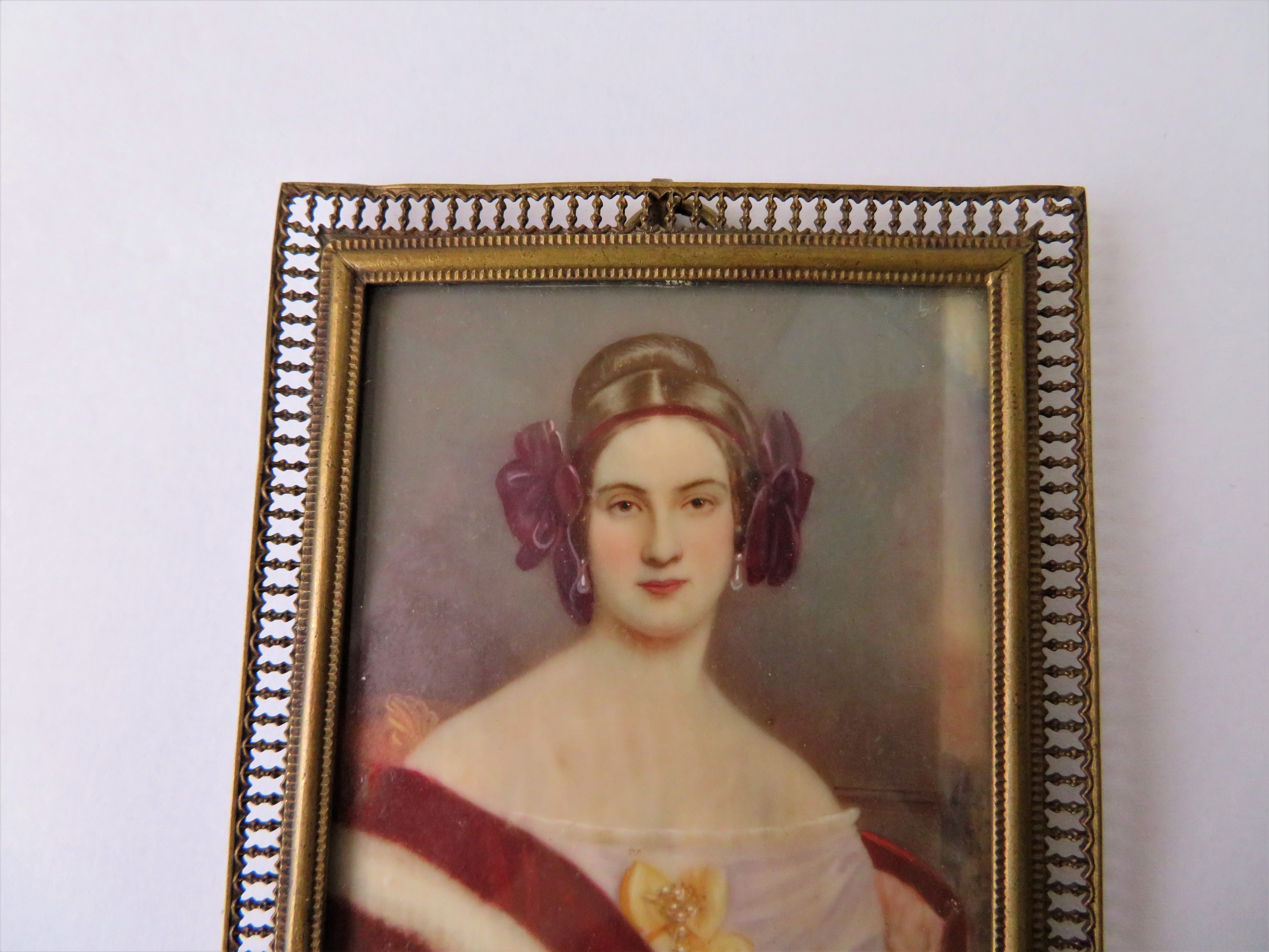 2 x Antique Hand Painted Portrait Miniatures incl frame approx Lady 76mmx 65mm - Gent 80mm x 67mm - Image 3 of 4