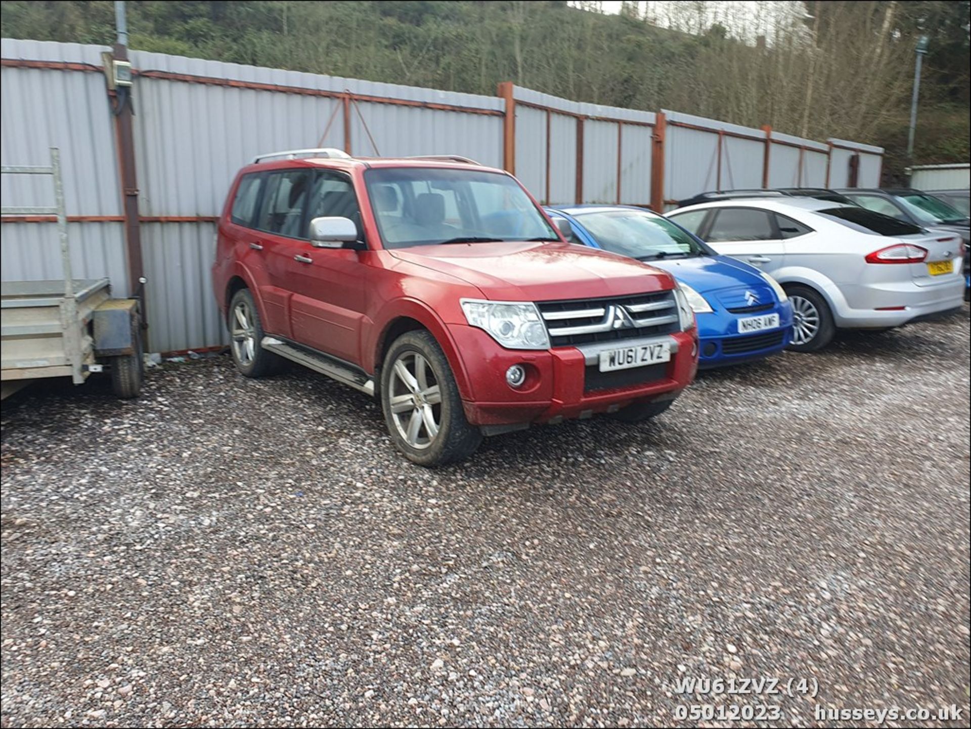 11/61 MITSUBISHI SHOGUN DIAMOND DI-D LWB A - 3200cc 5dr Estate (Red, 161k) - Image 4 of 41