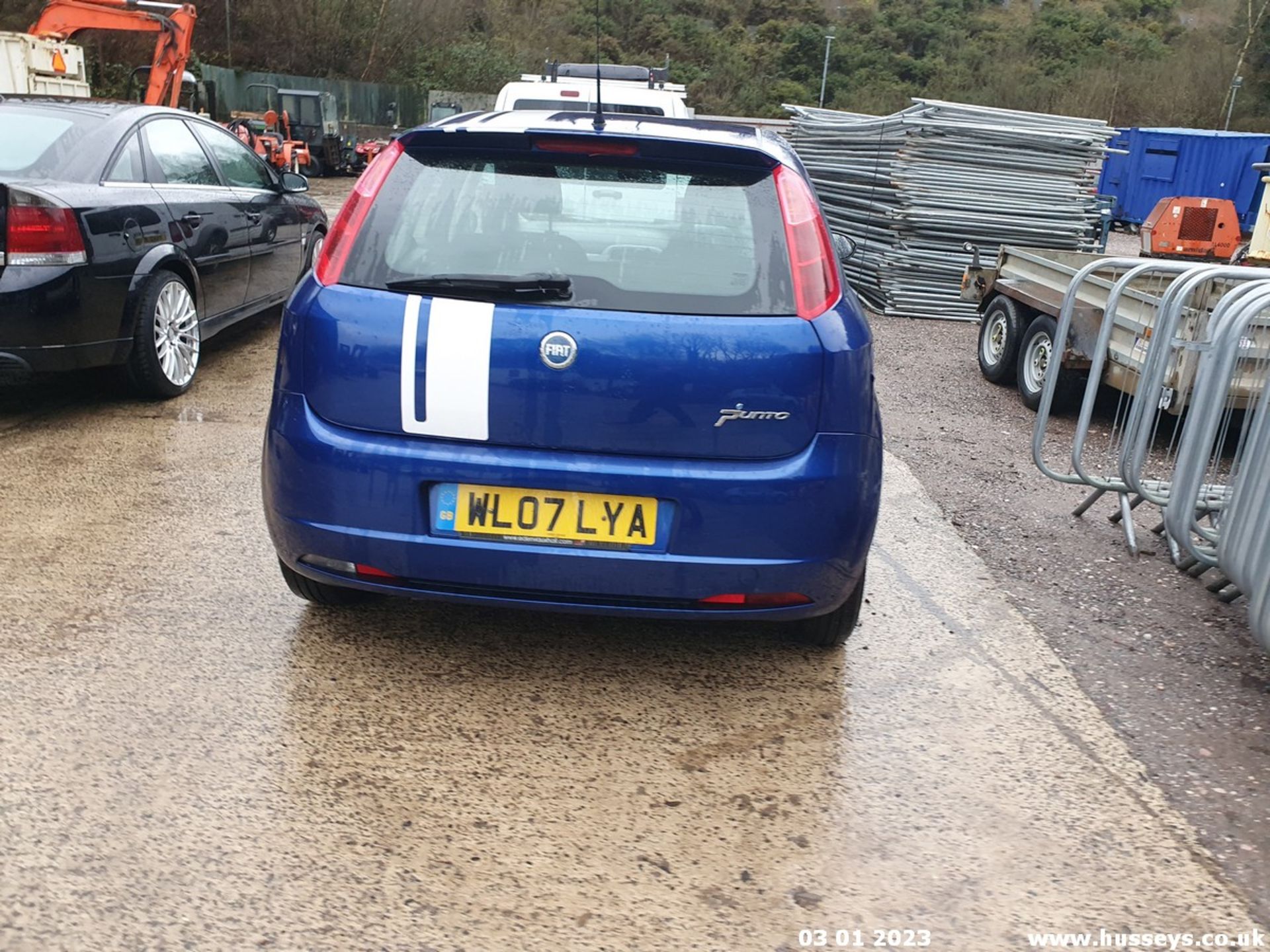 07/07 FIAT PUNTO ACTIVE - 1242cc 5dr Hatchback (Blue, 110k) - Image 5 of 31