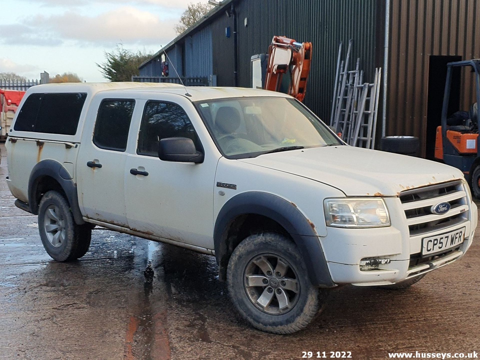 08/57 FORD RANGER D/C 4WD - 2500cc 5dr Pickup (White)